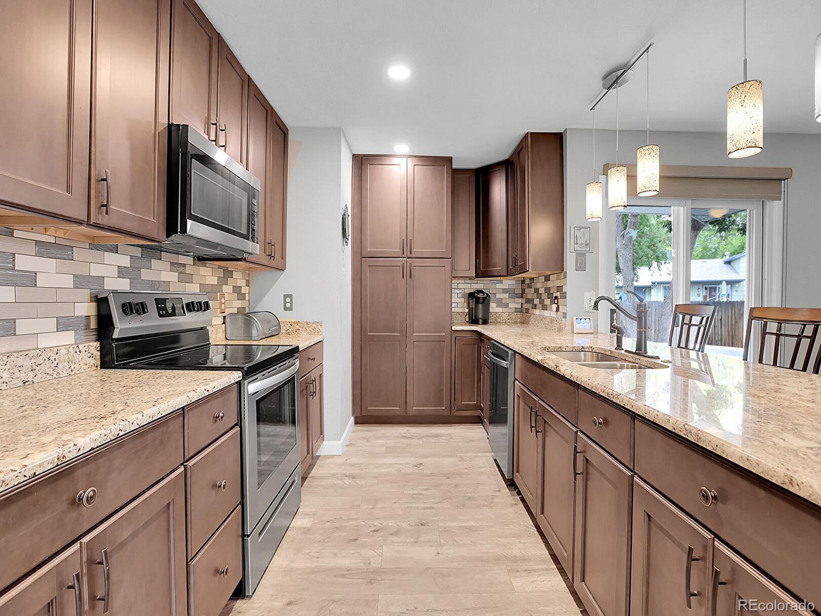 MLS Image #14 for 9423  brentwood street,broomfield, Colorado