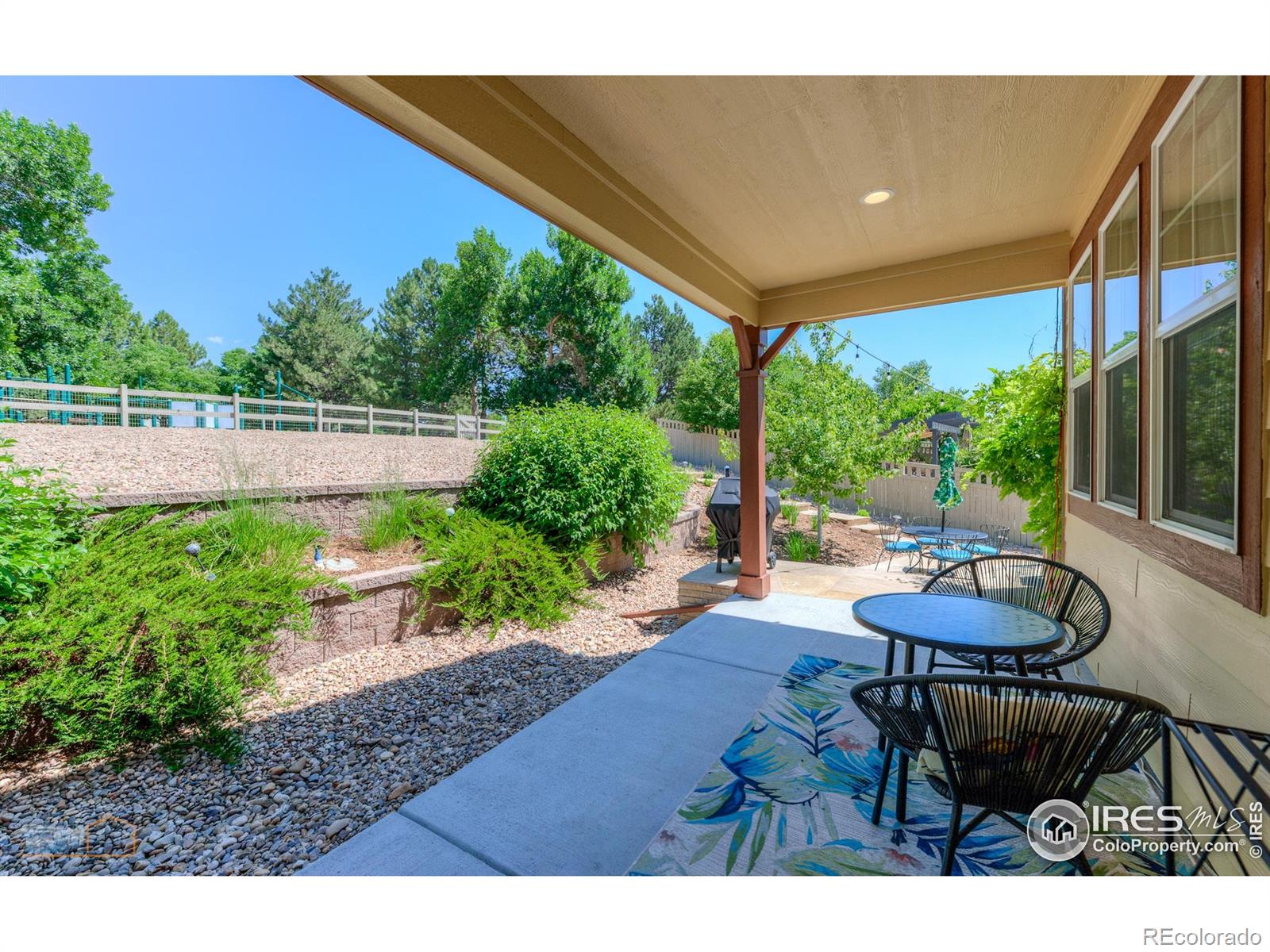 MLS Image #13 for 2005  aster lane,lafayette, Colorado