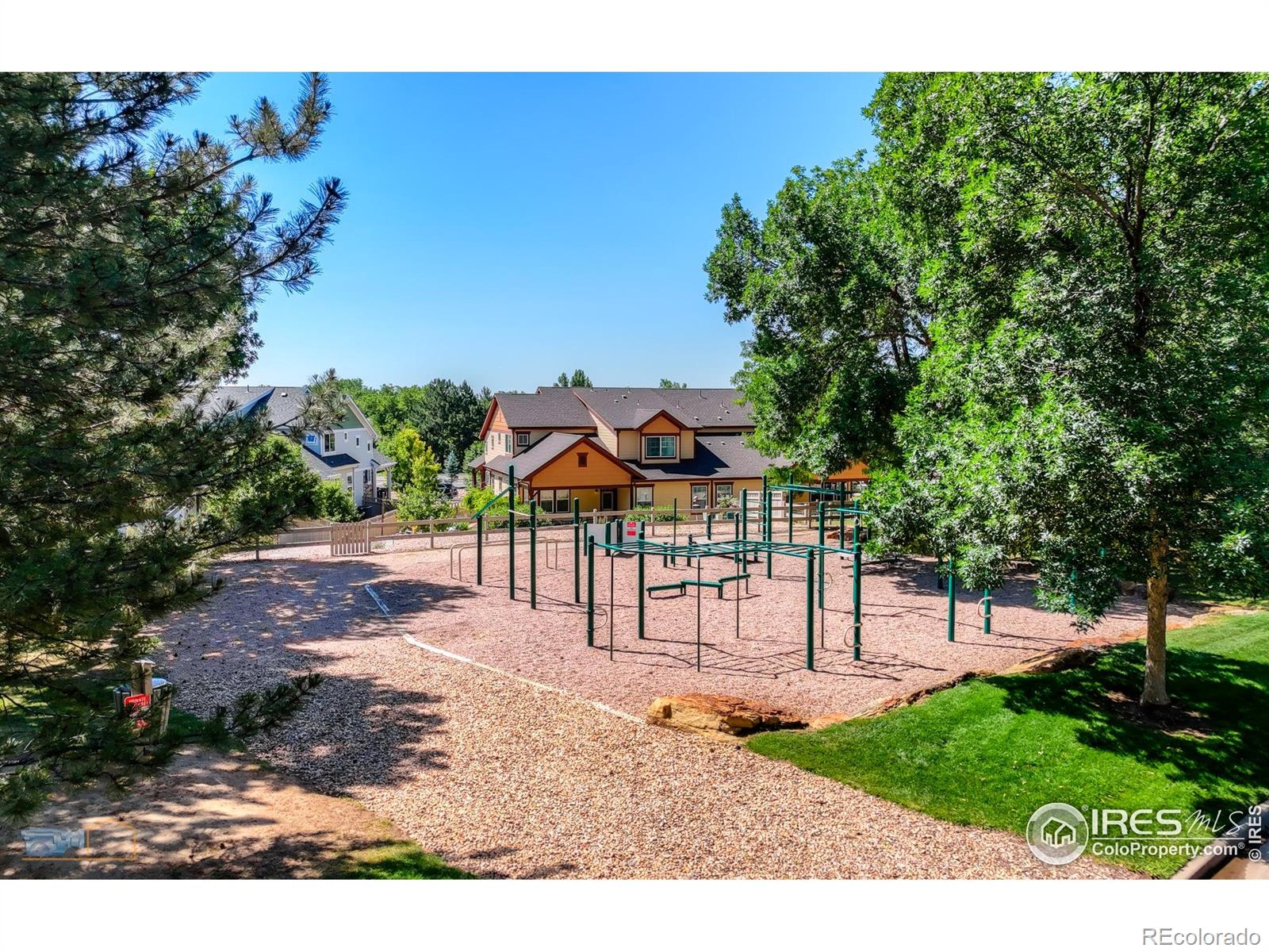 MLS Image #20 for 2005  aster lane,lafayette, Colorado