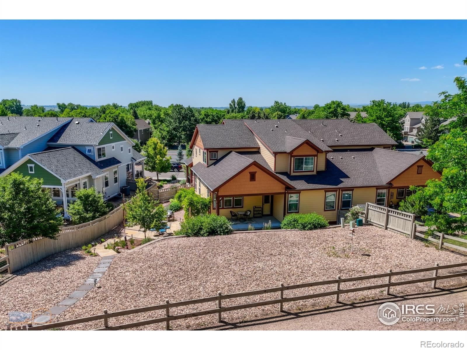 MLS Image #22 for 2005  aster lane,lafayette, Colorado
