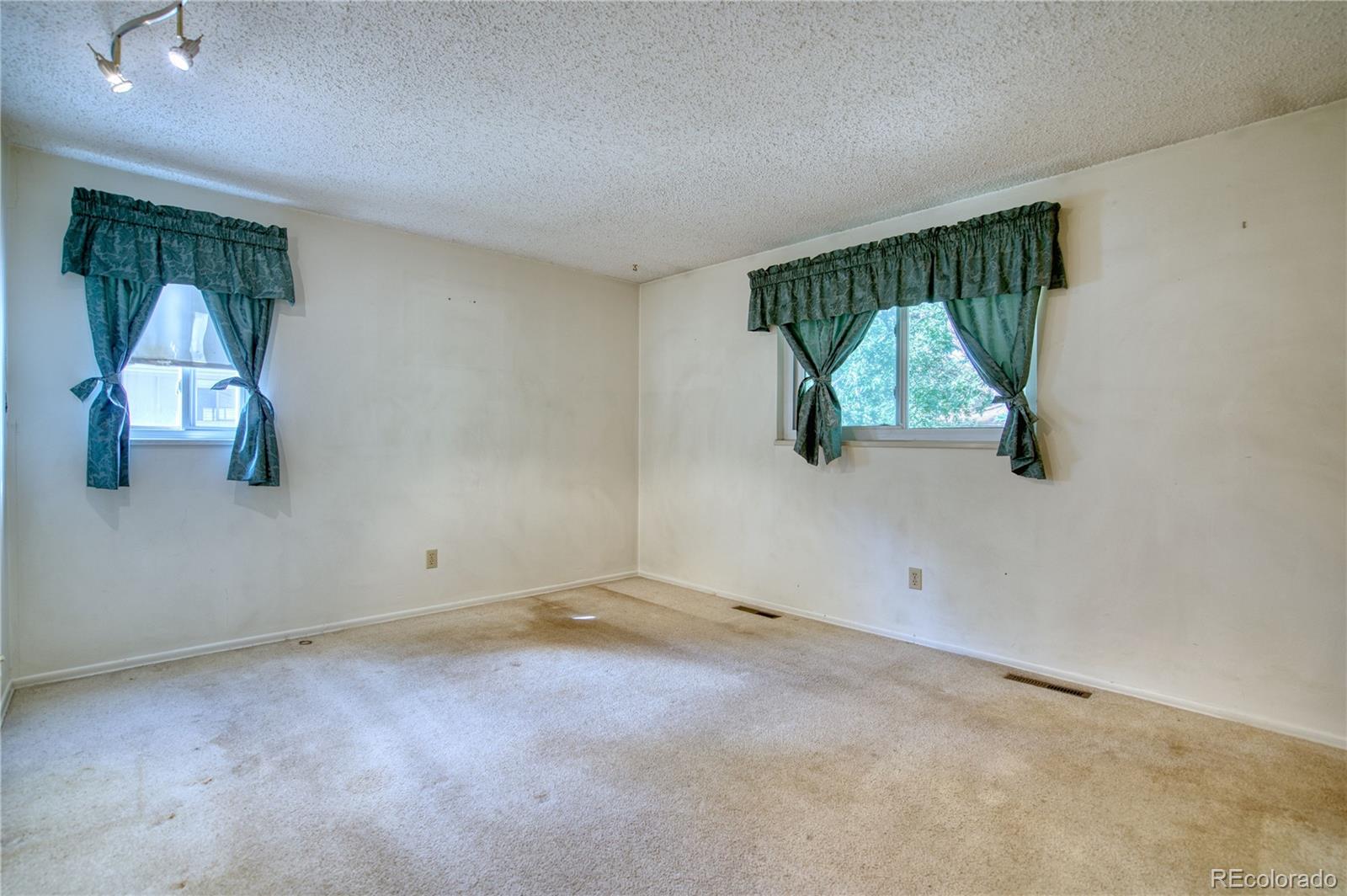 MLS Image #10 for 1209 s terry street,longmont, Colorado