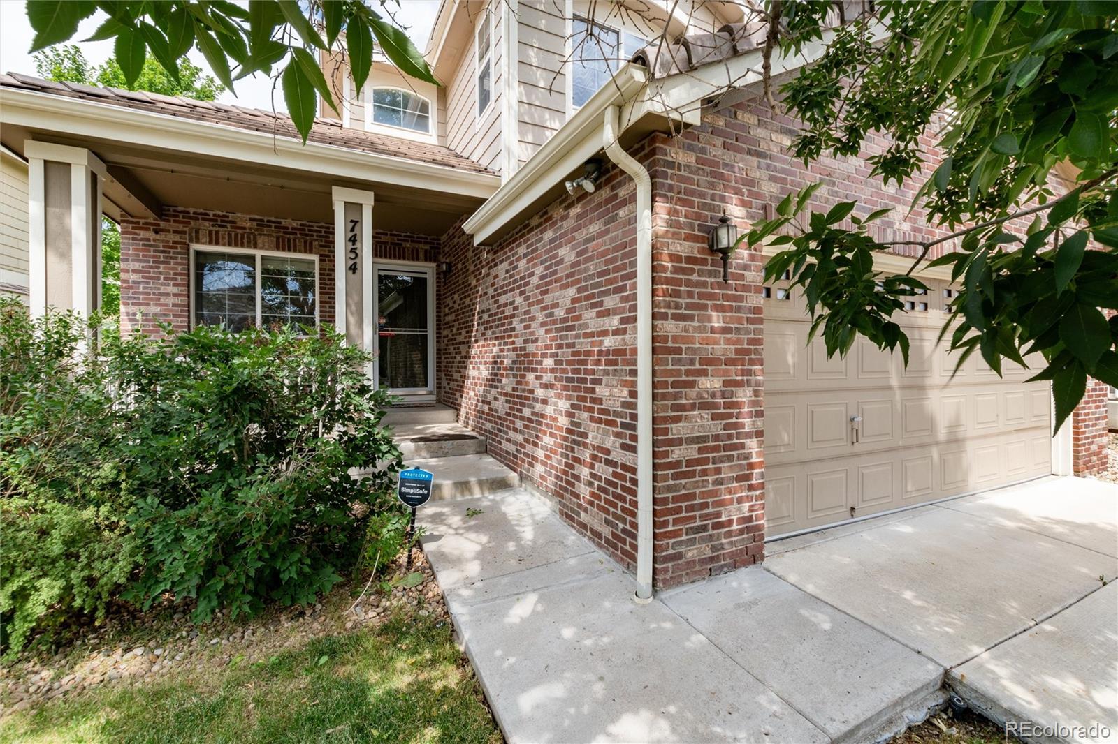 MLS Image #2 for 7454 s lewiston street,aurora, Colorado