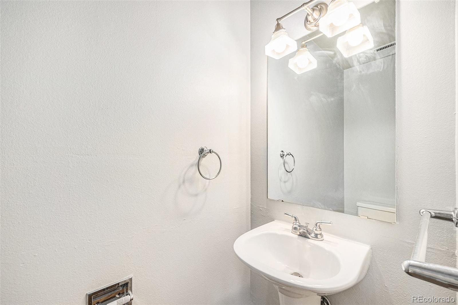 MLS Image #8 for 16835 e harvard place,aurora, Colorado