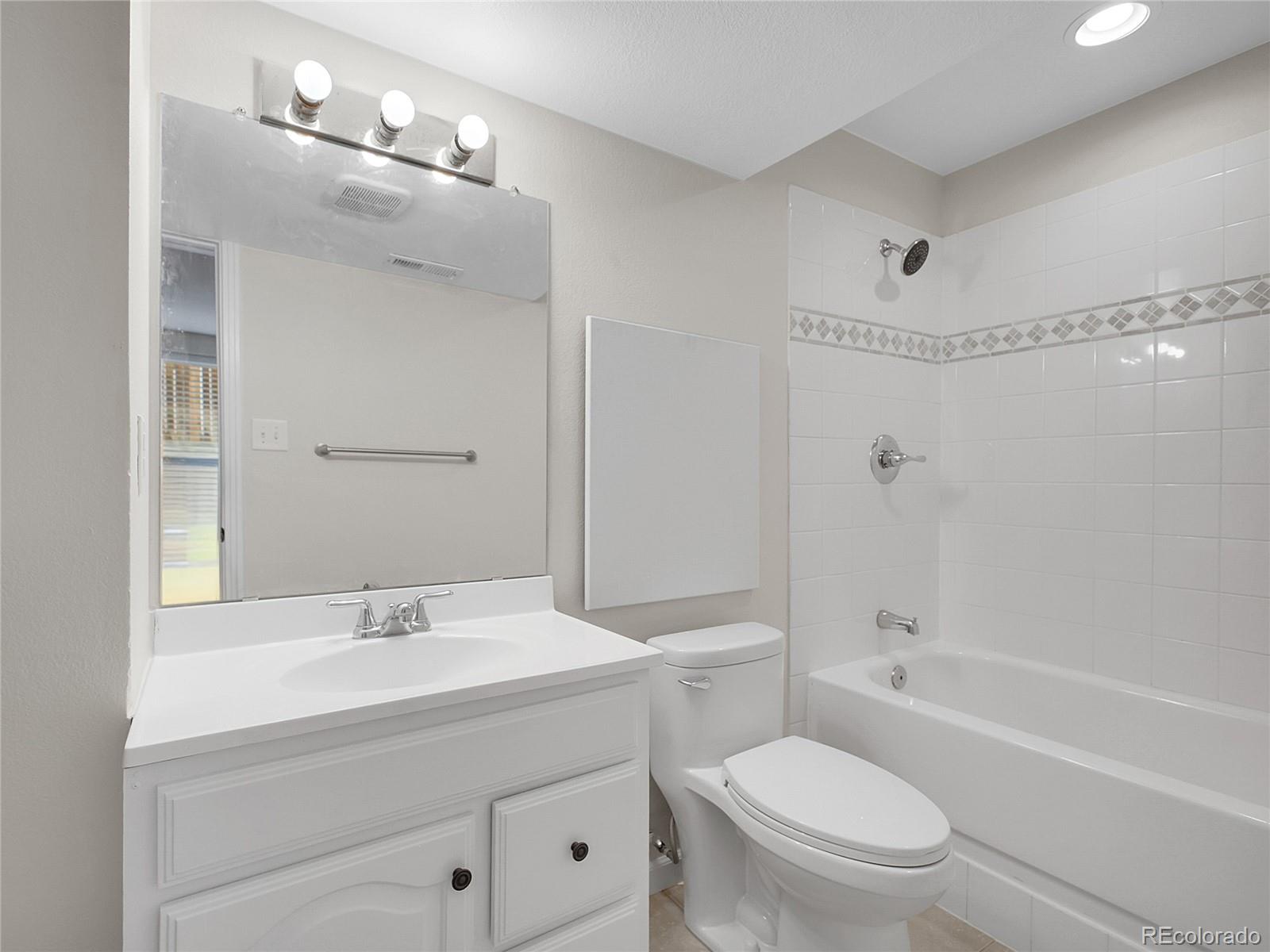 MLS Image #37 for 1288 s beeler court,denver, Colorado