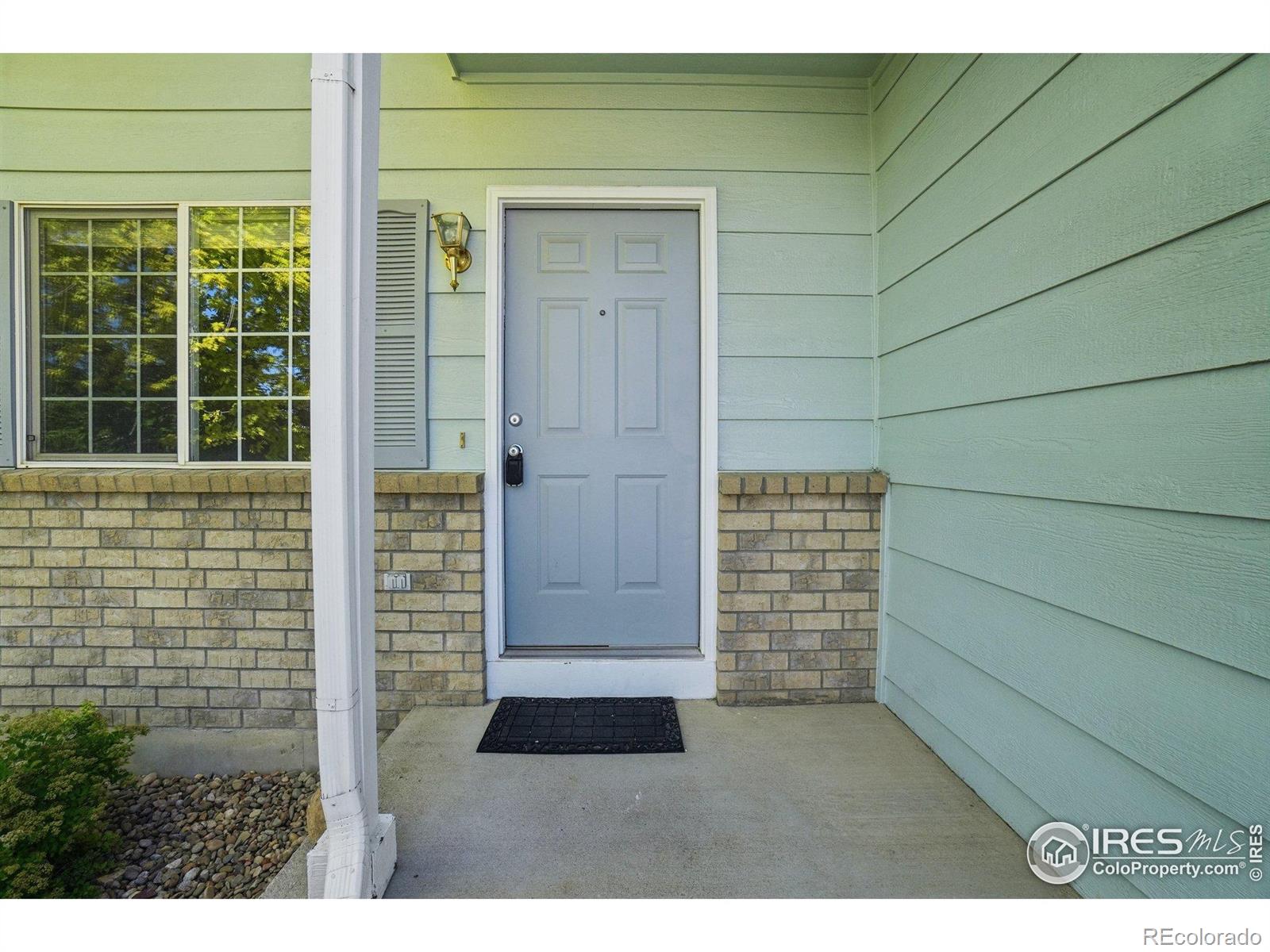 MLS Image #2 for 1506  crestwood circle,longmont, Colorado