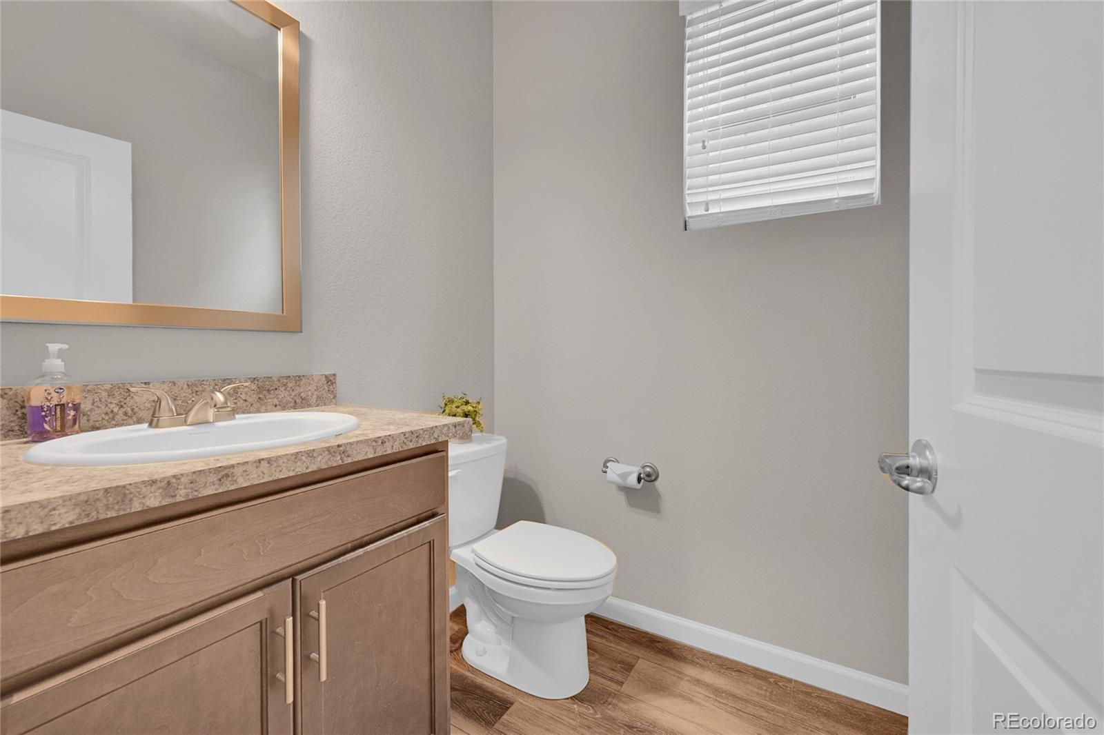 MLS Image #11 for 847  great plains avenue,berthoud, Colorado