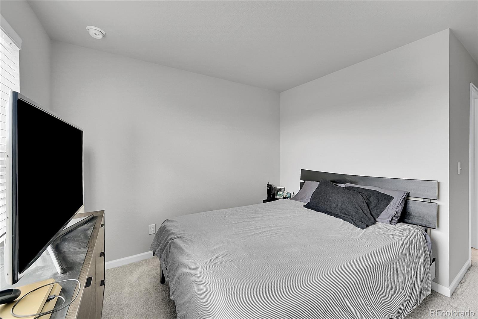 MLS Image #13 for 847  great plains avenue,berthoud, Colorado