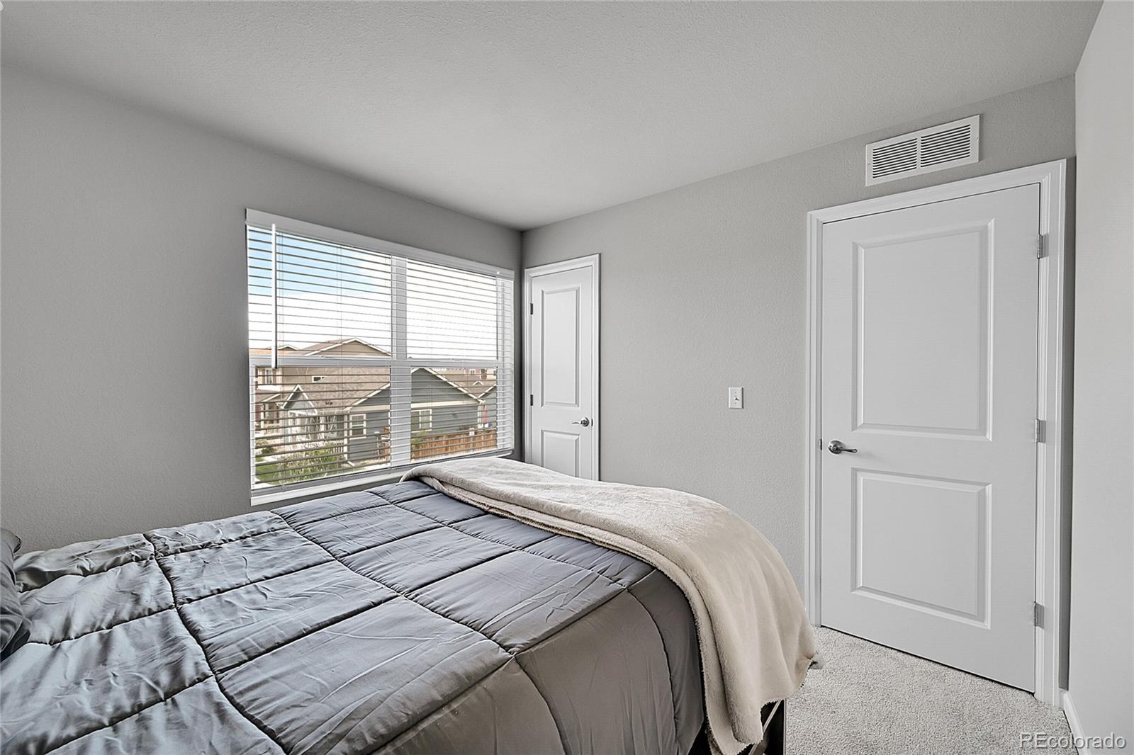 MLS Image #19 for 847  great plains avenue,berthoud, Colorado