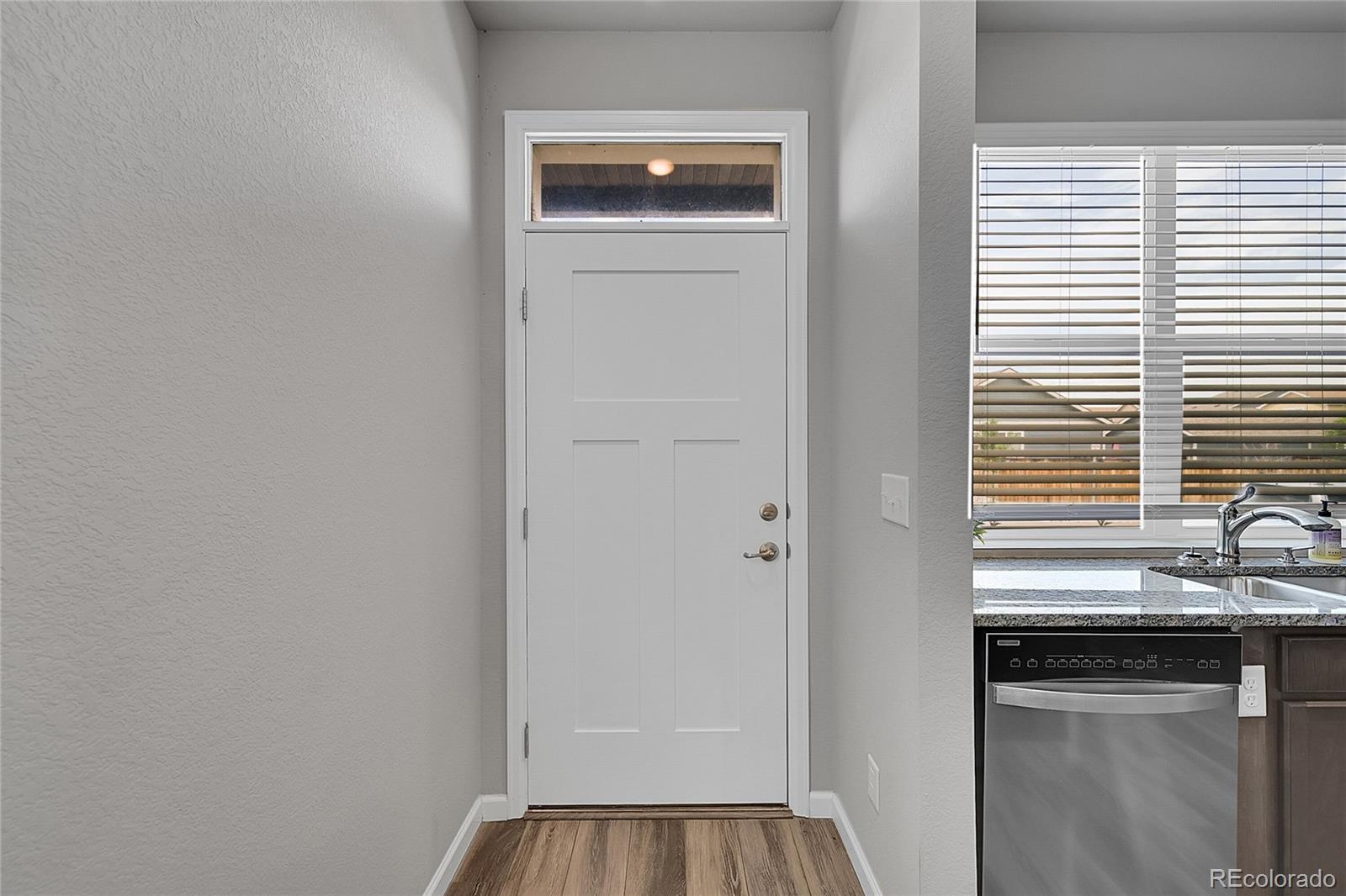 MLS Image #3 for 847  great plains avenue,berthoud, Colorado