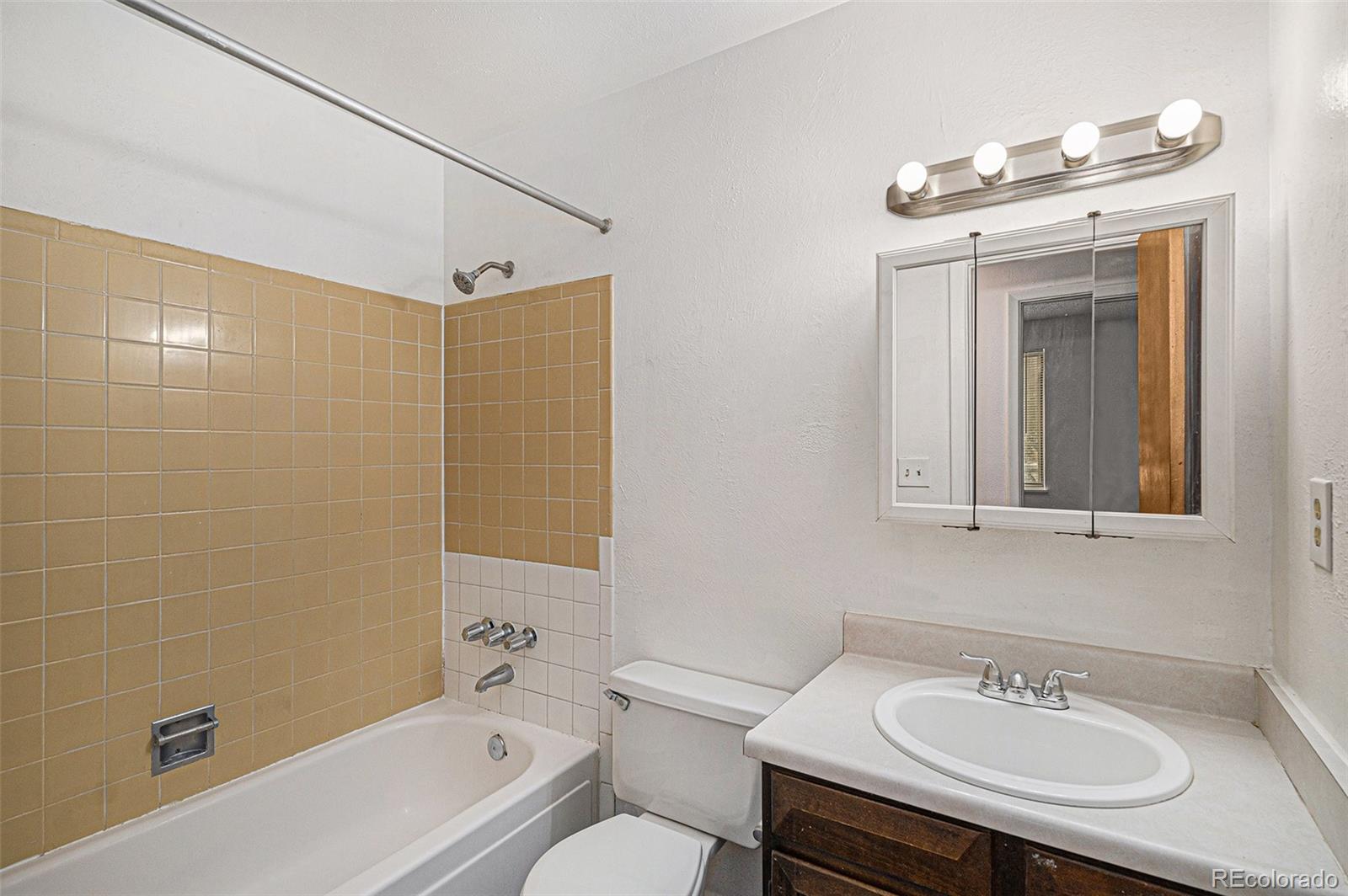 MLS Image #6 for 2832 s mobile street,aurora, Colorado