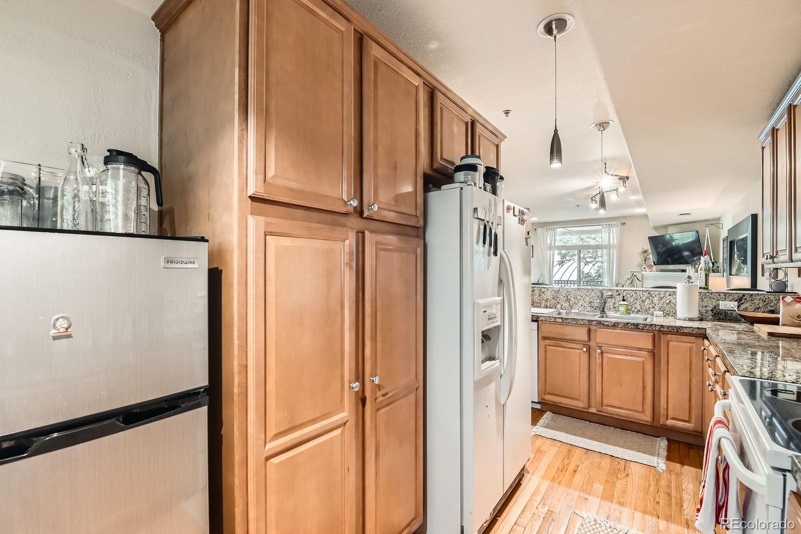 MLS Image #11 for 3030  wyandot street,denver, Colorado