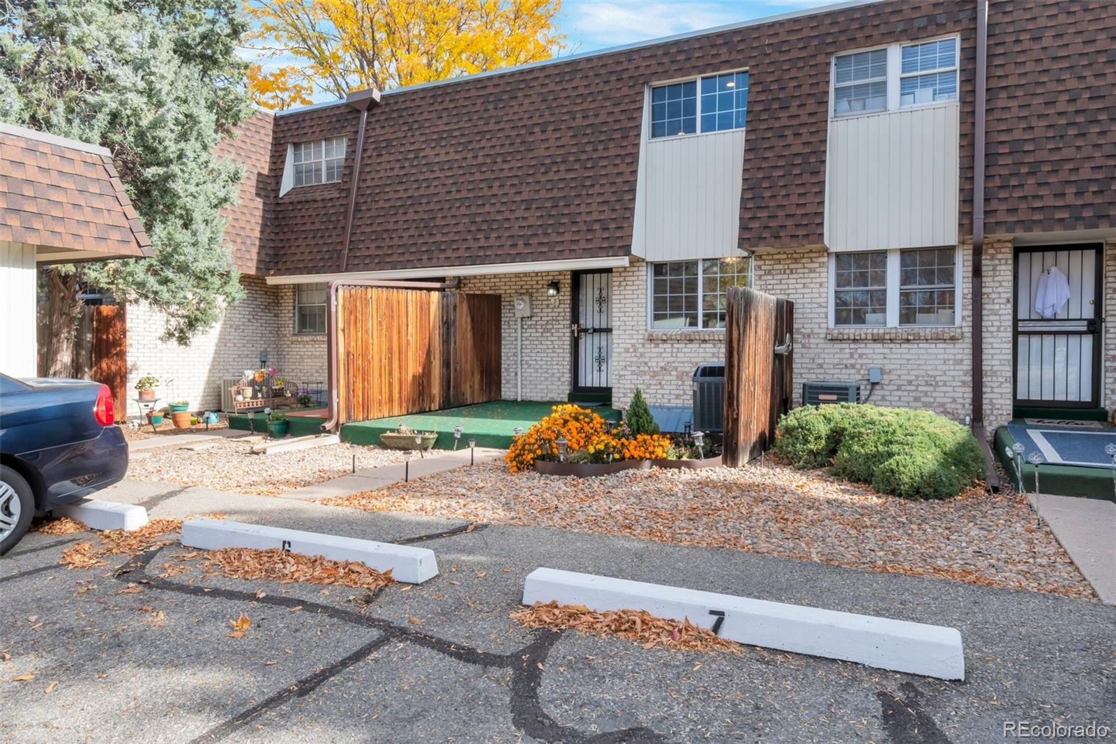 MLS Image #23 for 1200 s monaco st parkway,denver, Colorado