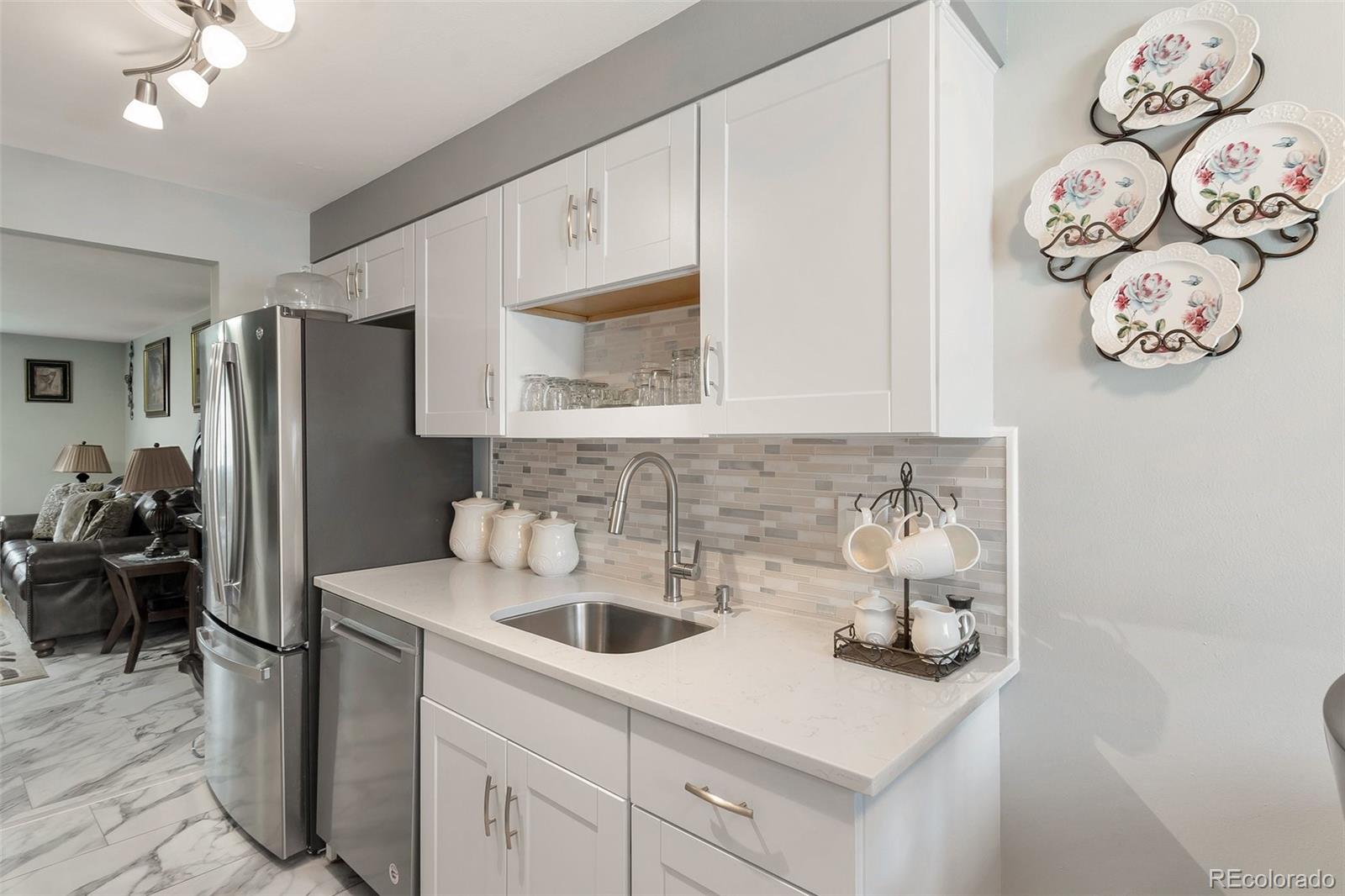 MLS Image #5 for 1200 s monaco st parkway,denver, Colorado