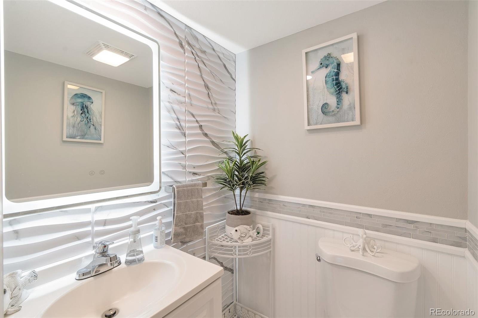 MLS Image #6 for 1200 s monaco st parkway,denver, Colorado