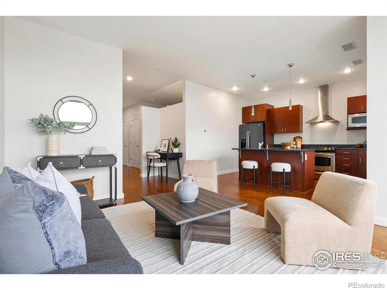 MLS Image #14 for 2958  syracuse street,denver, Colorado