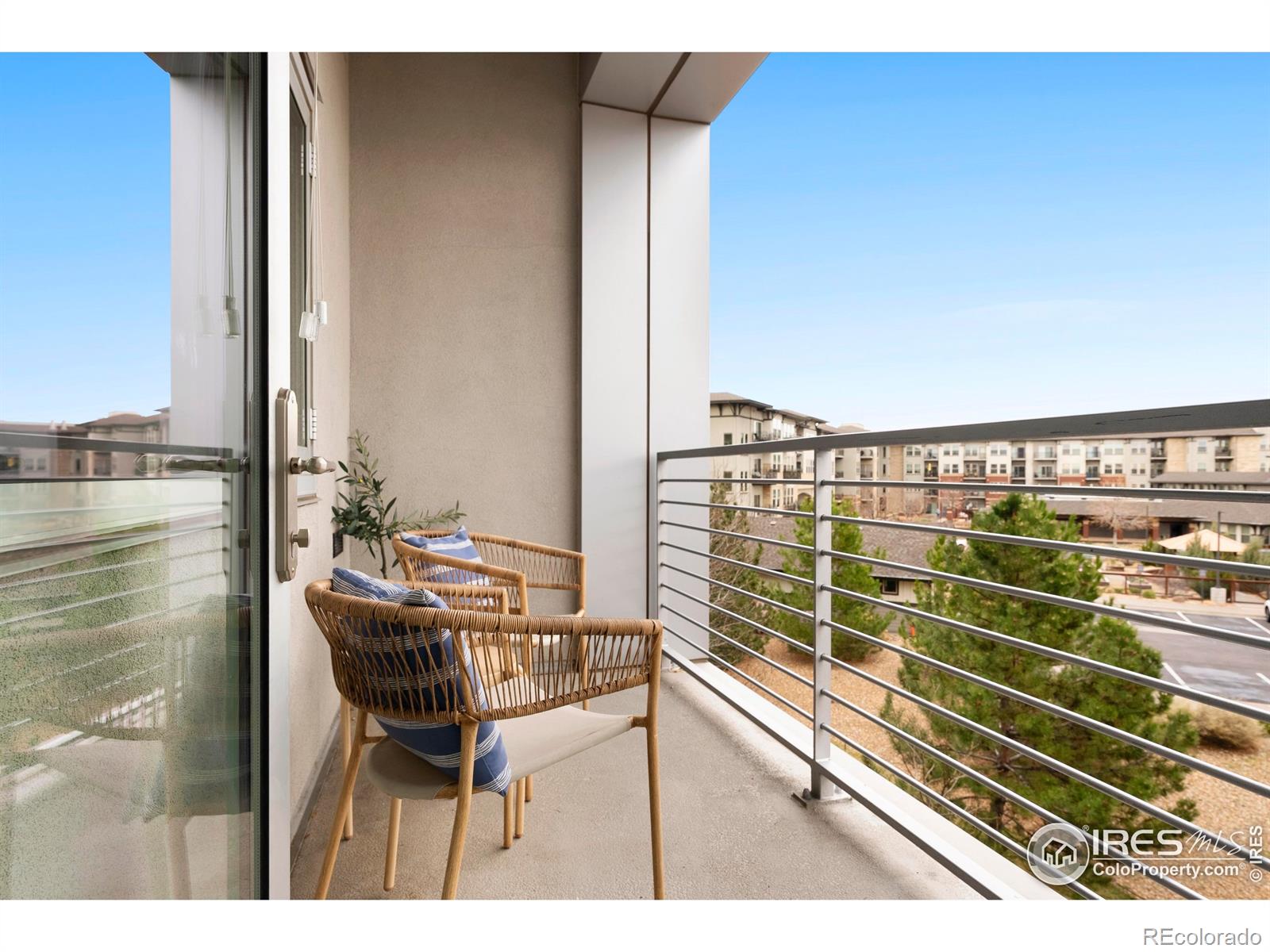 MLS Image #2 for 2958  syracuse street,denver, Colorado