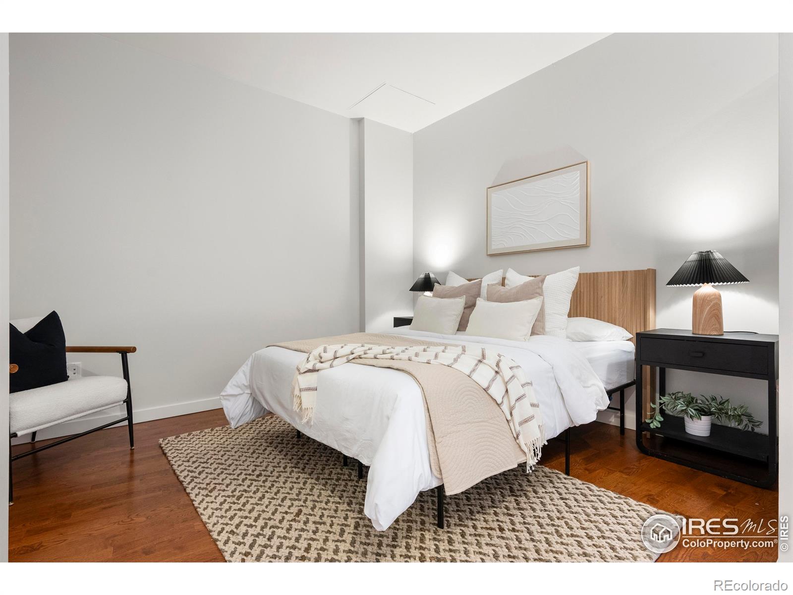 MLS Image #3 for 2958  syracuse street,denver, Colorado