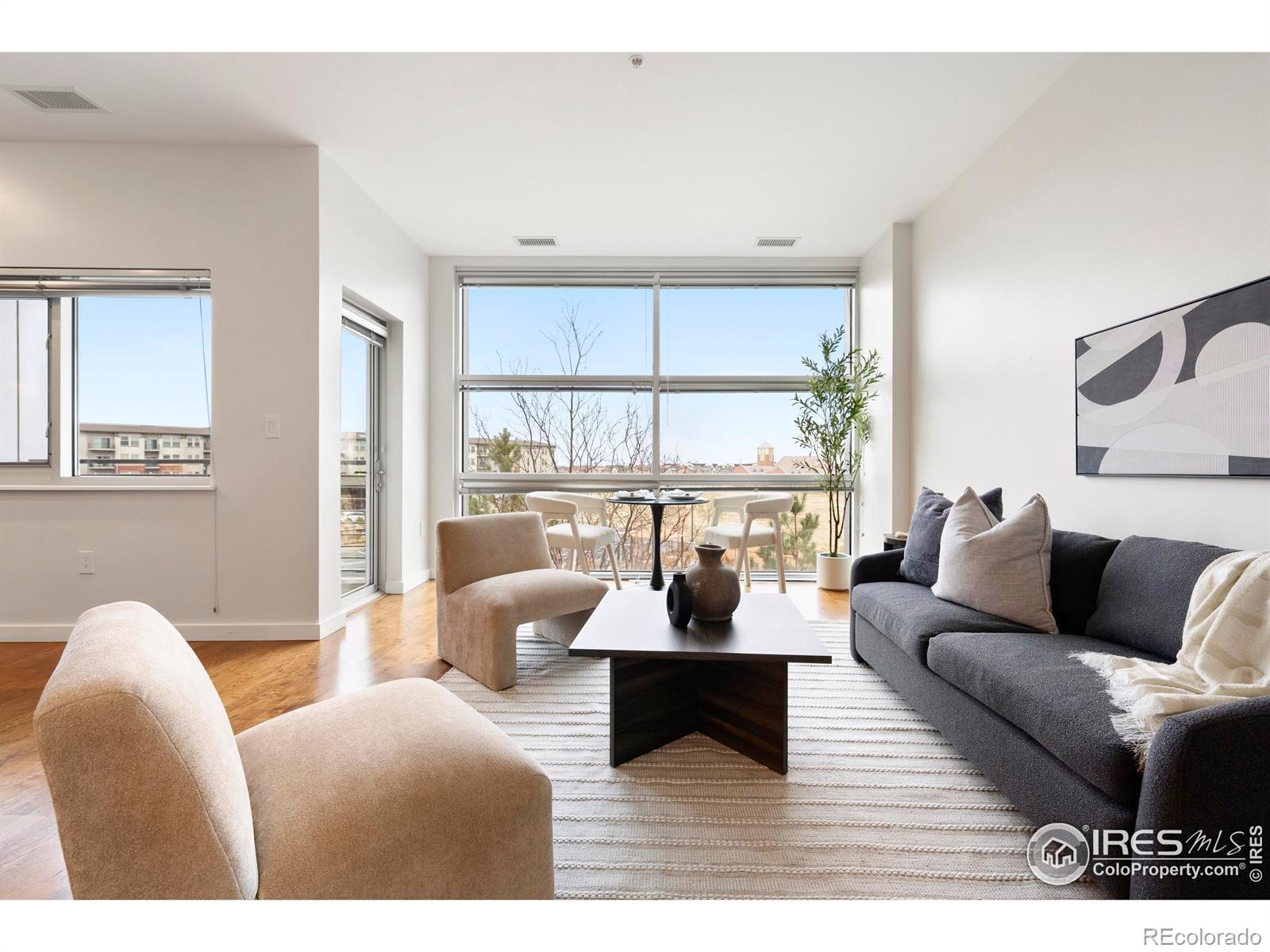 MLS Image #9 for 2958  syracuse street,denver, Colorado