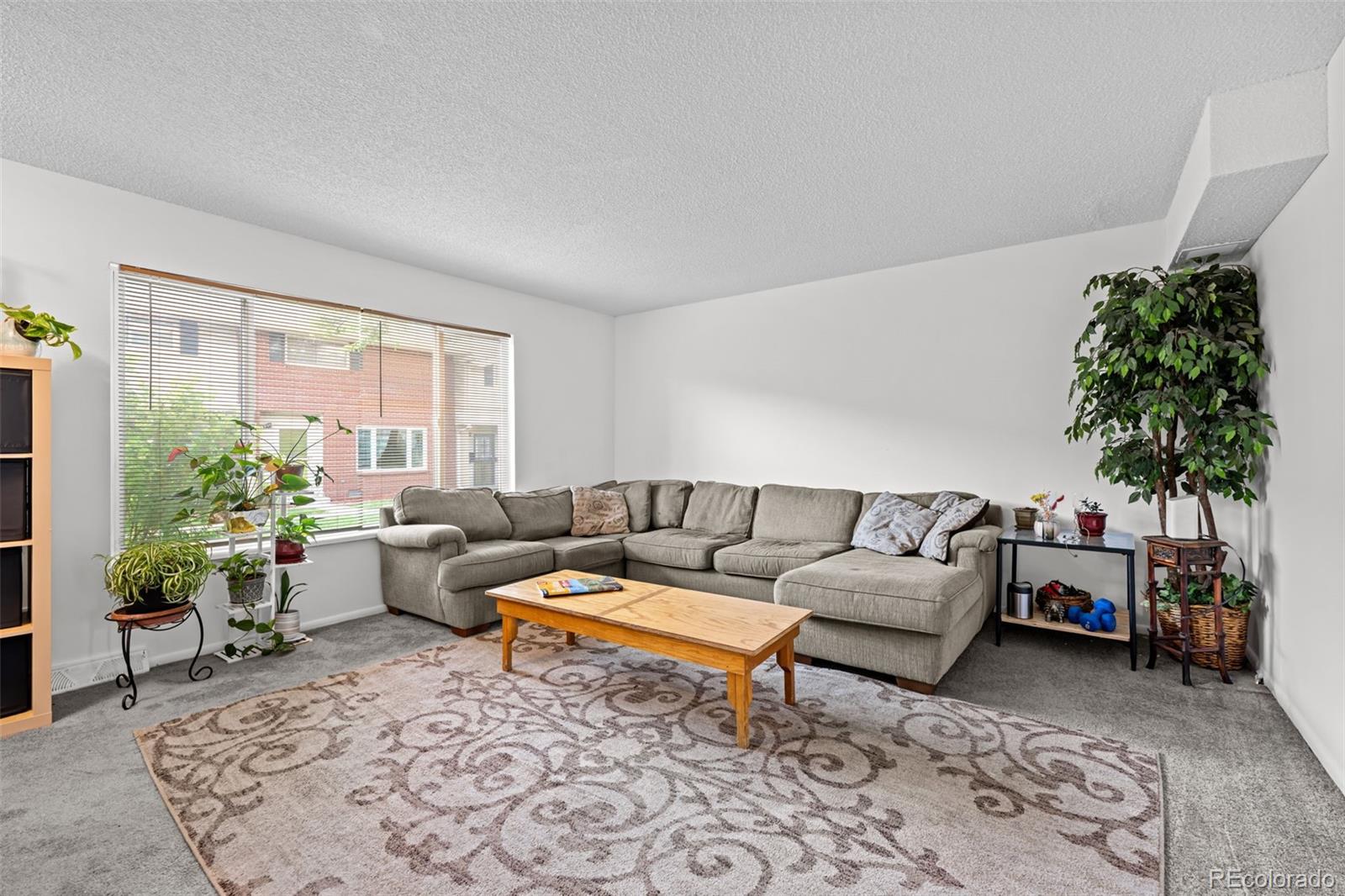 MLS Image #3 for 3975 s boston street,denver, Colorado