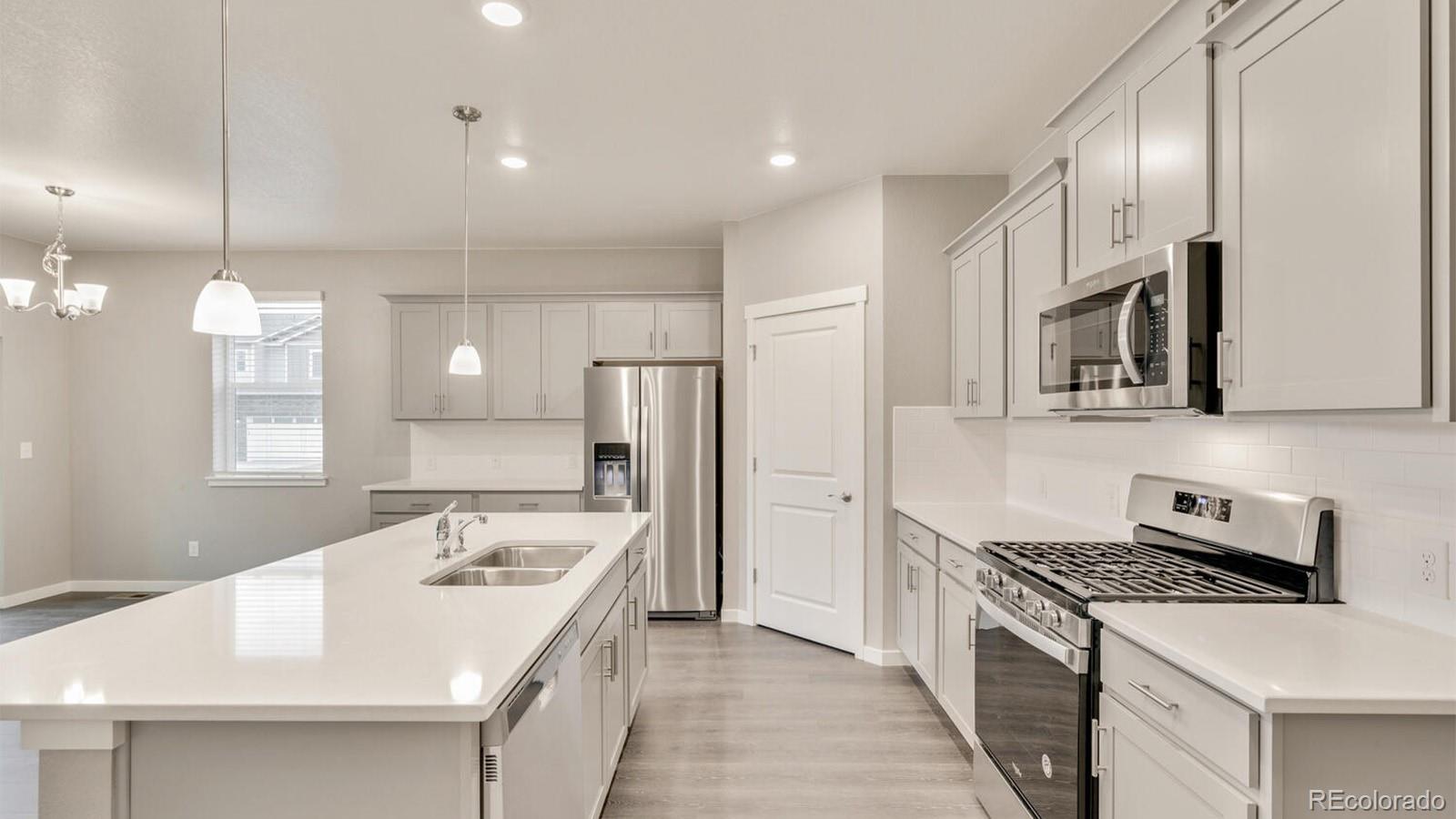 MLS Image #5 for 1144  ridgefield drive,berthoud, Colorado