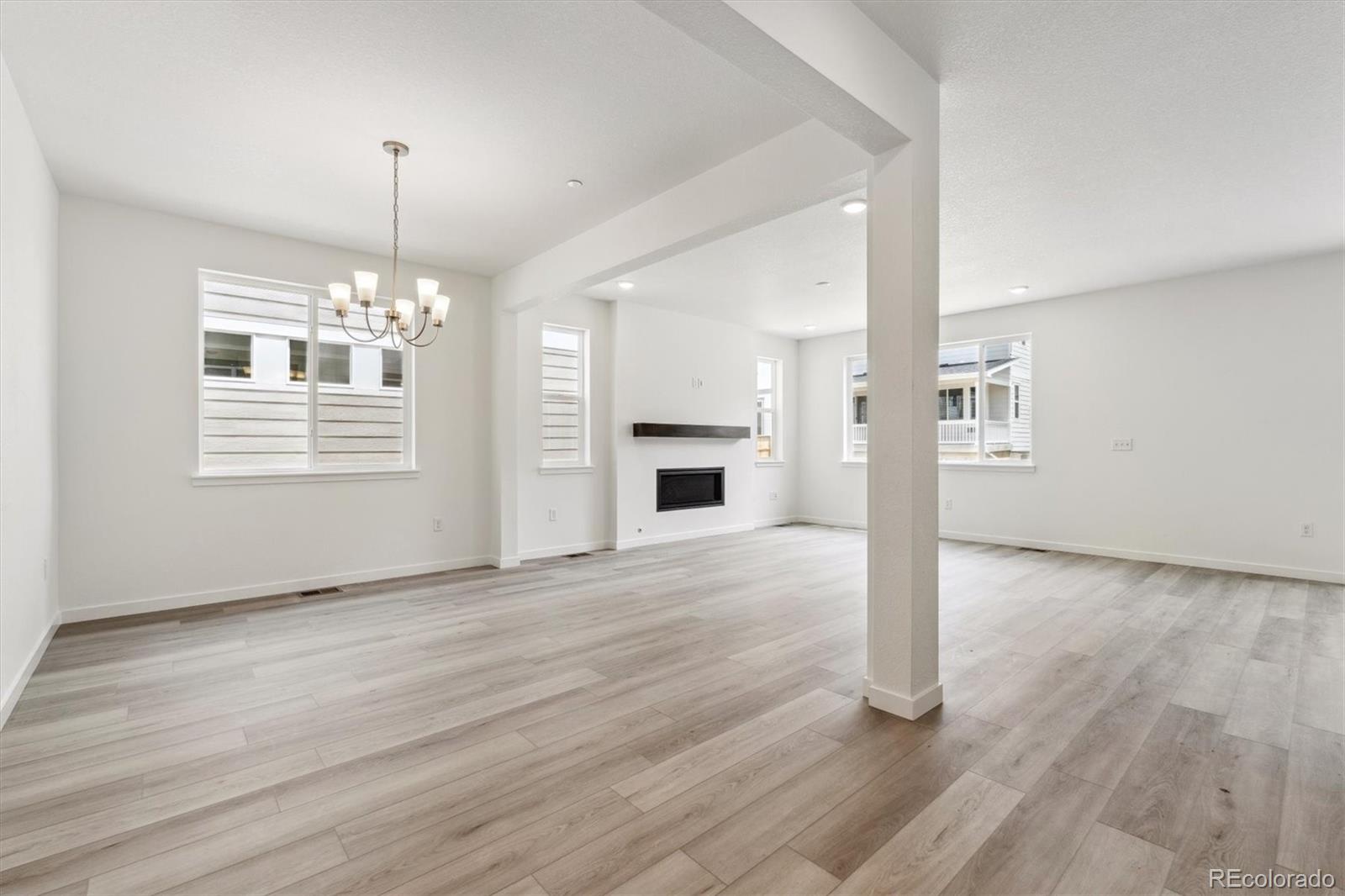 MLS Image #2 for 9266  telluride court,commerce city, Colorado