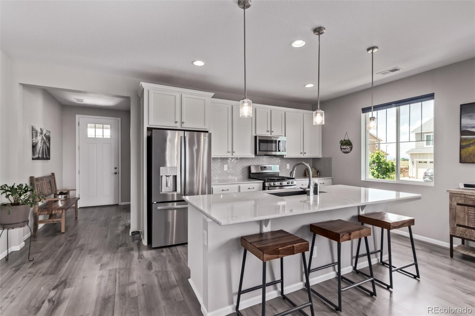 MLS Image #5 for 895  golden peak drive,erie, Colorado