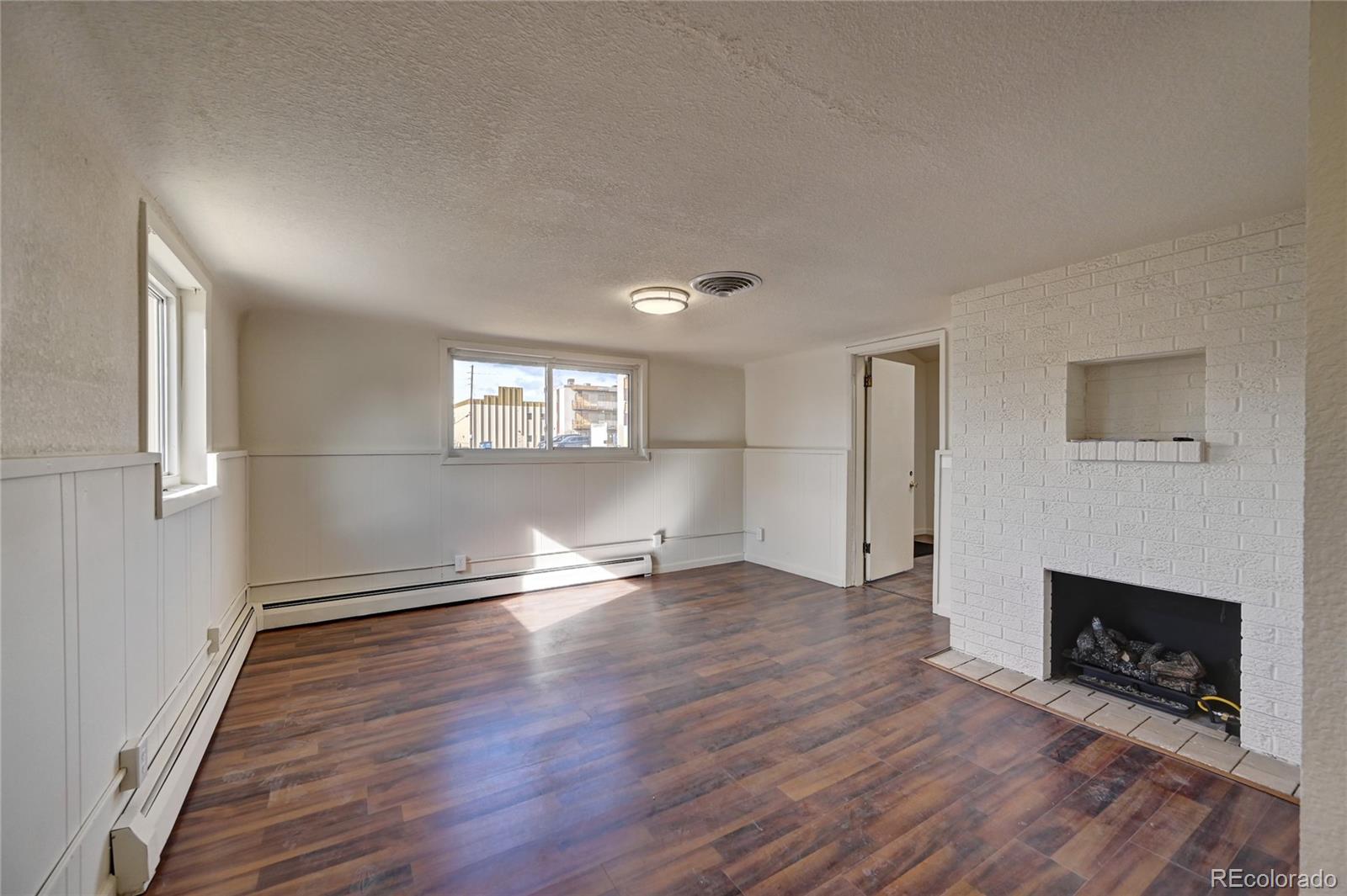 MLS Image #5 for 1370  carr street,lakewood, Colorado