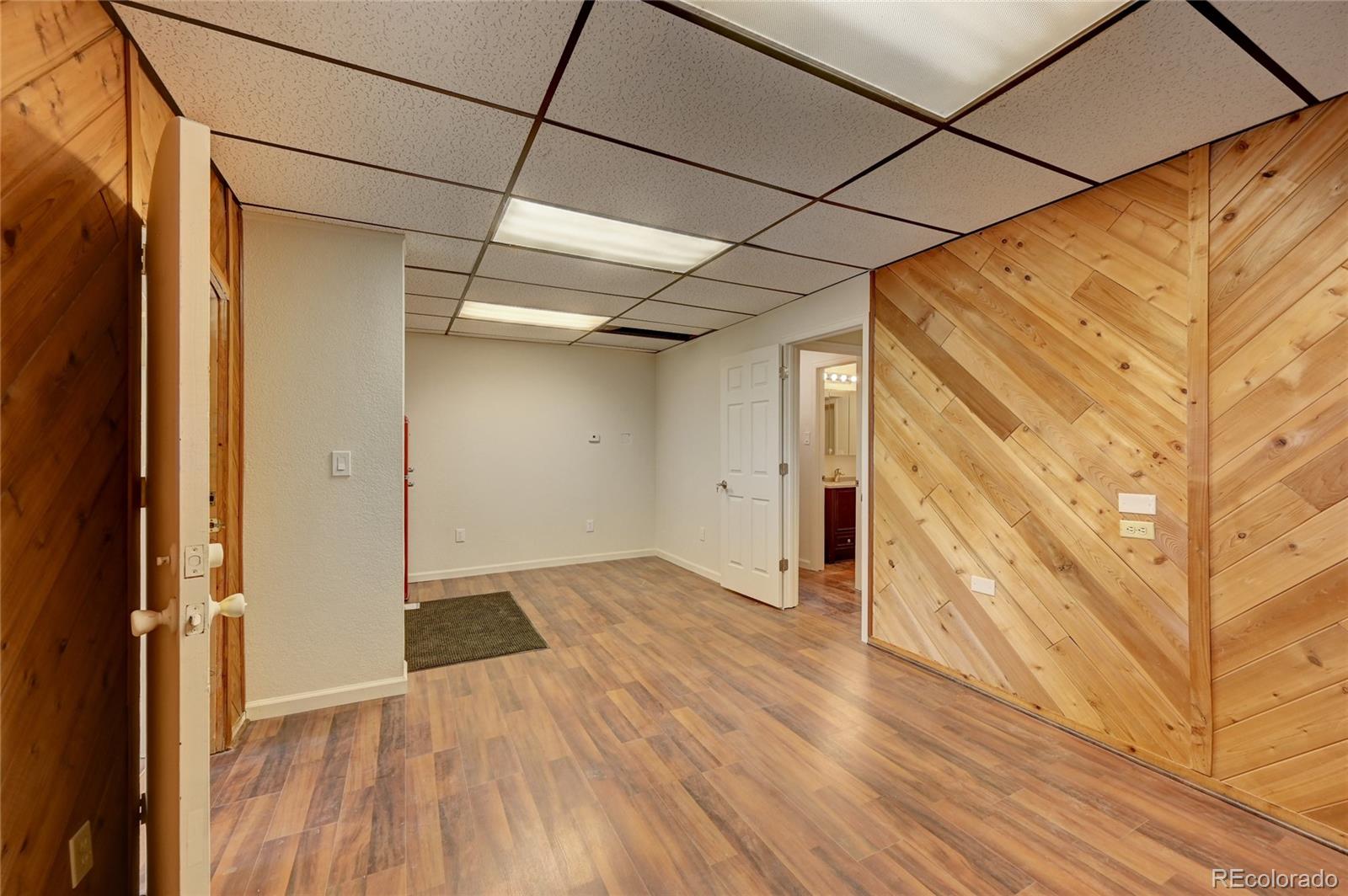MLS Image #9 for 1370  carr street,lakewood, Colorado