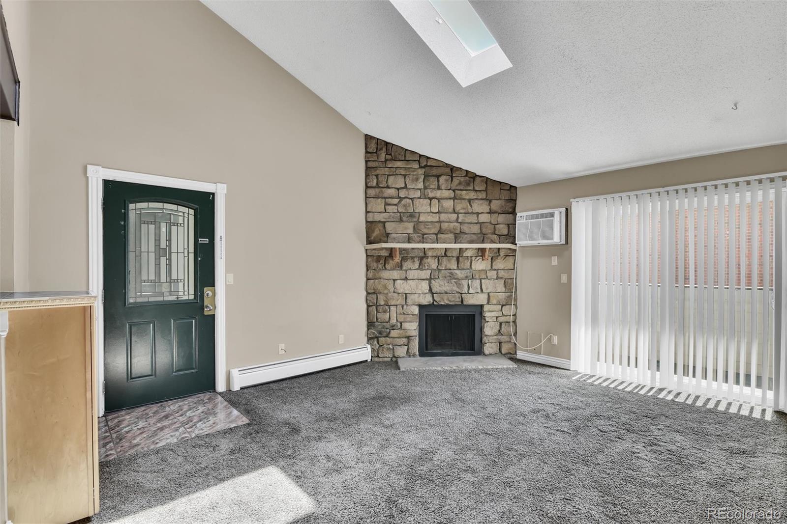 MLS Image #5 for 10150 e virginia avenue 14-207,denver, Colorado