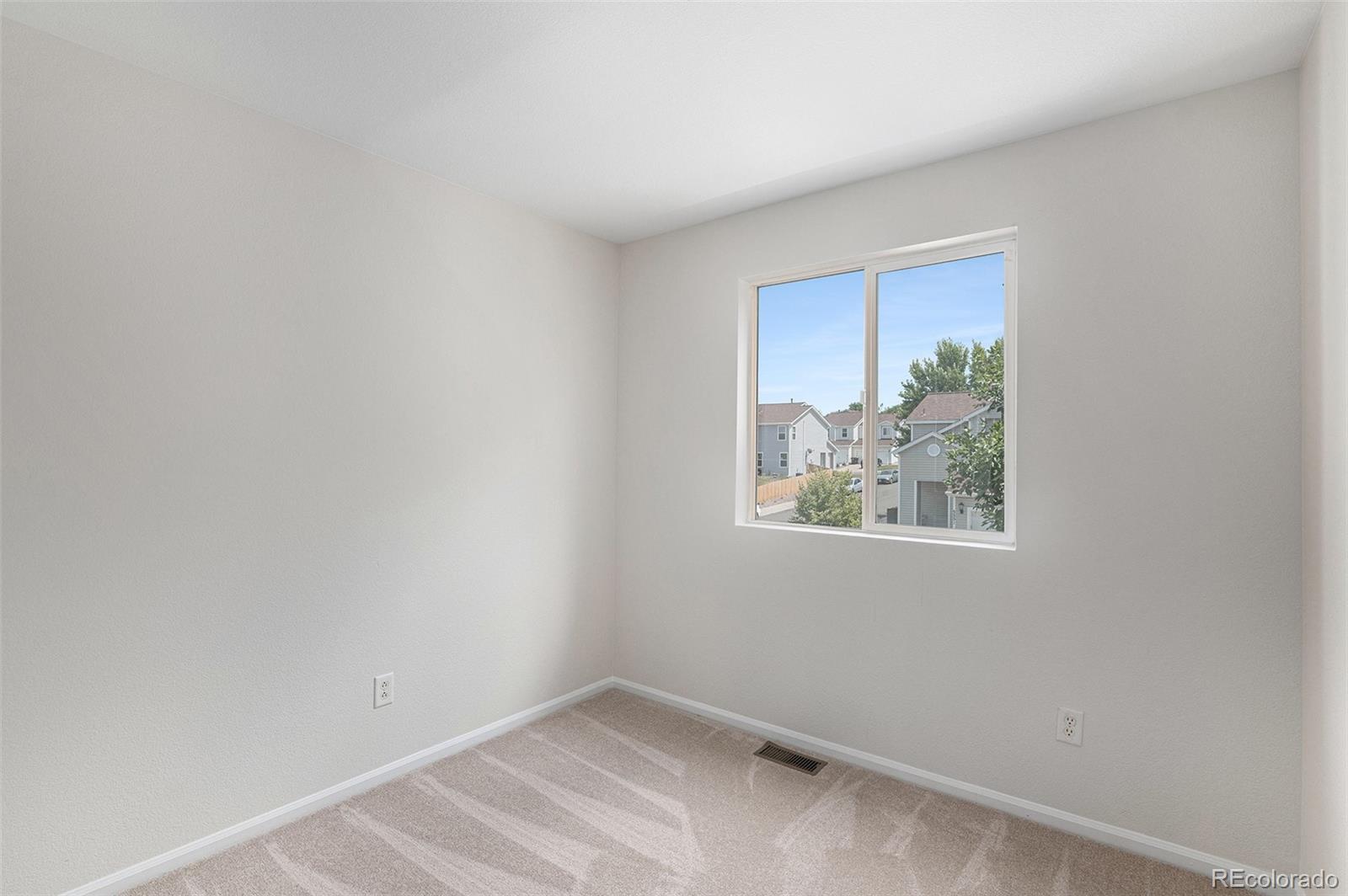 MLS Image #9 for 5531 s quemoy circle,aurora, Colorado