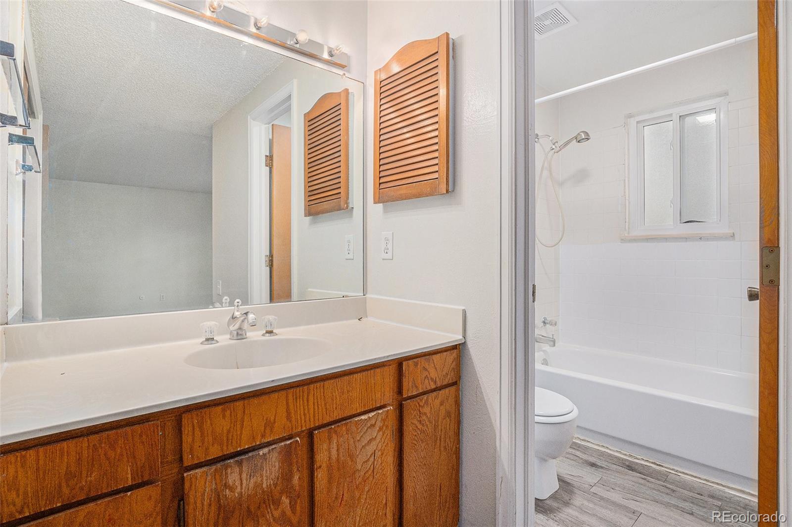 MLS Image #4 for 2750 s rifle street,aurora, Colorado