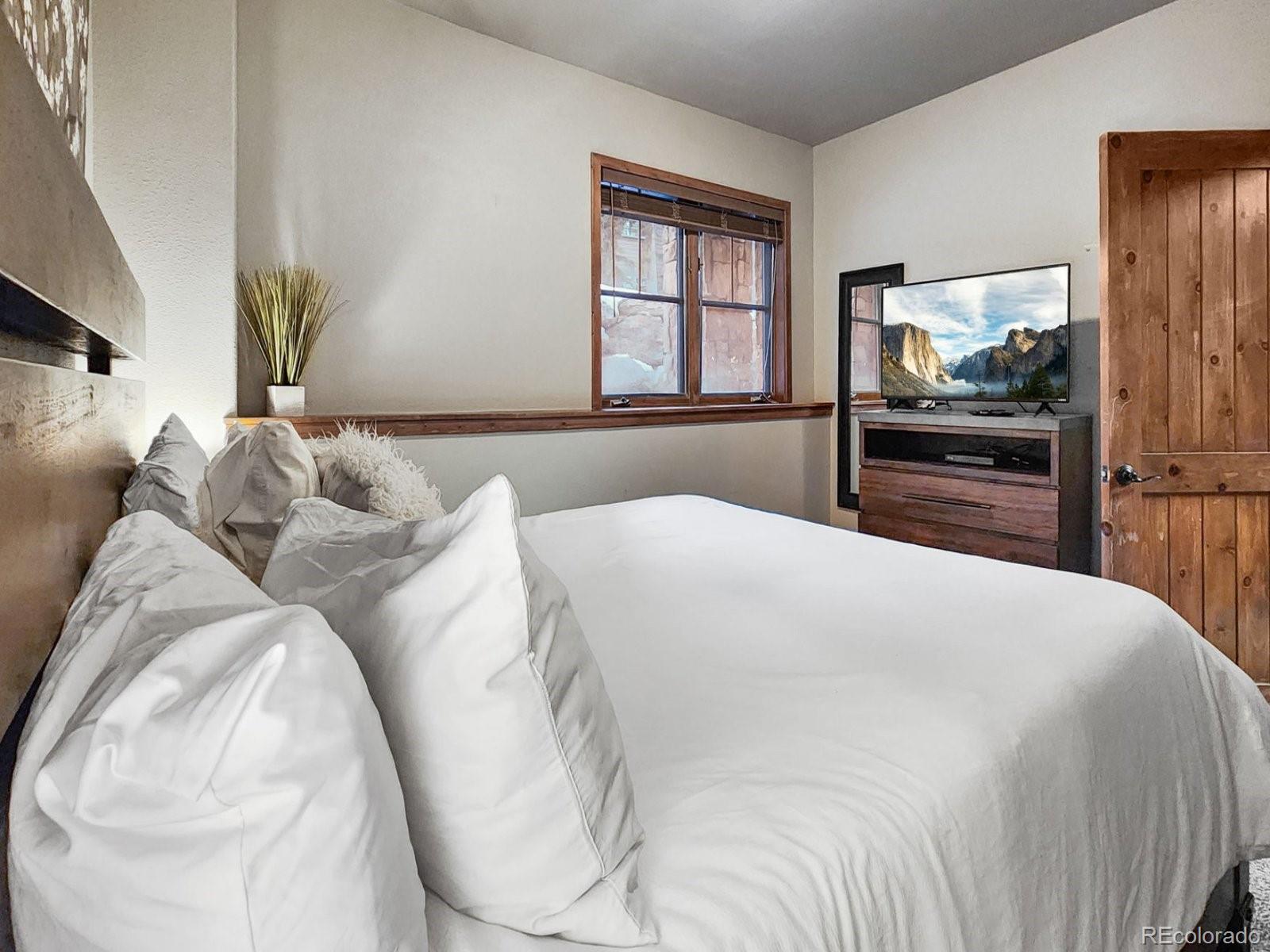 MLS Image #12 for 043  snowflake drive,breckenridge, Colorado