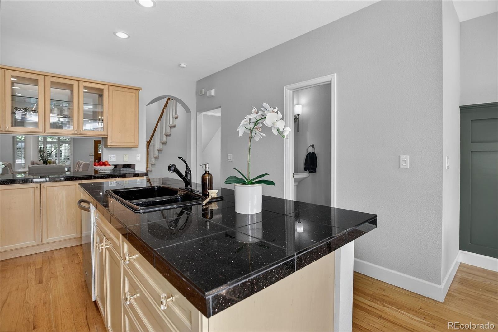 MLS Image #11 for 174 s garfield street,denver, Colorado