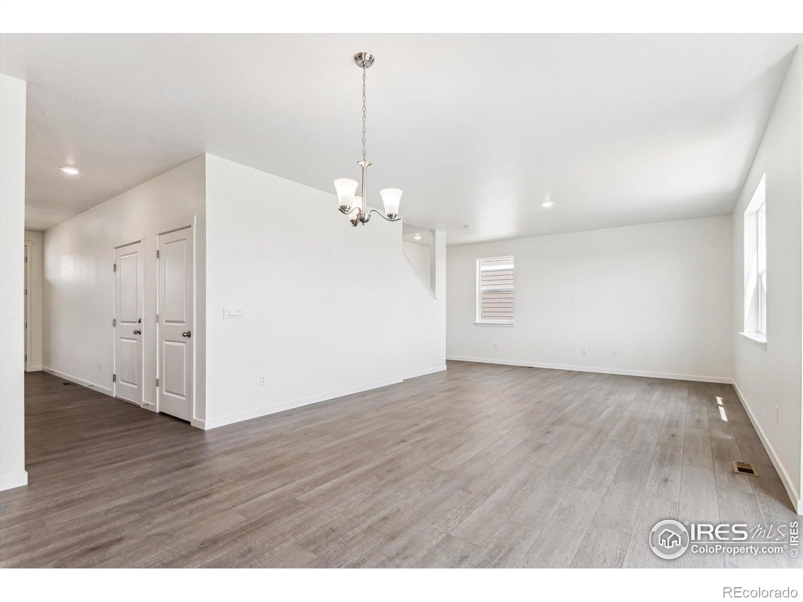 MLS Image #12 for 1038  scotts peak drive,berthoud, Colorado