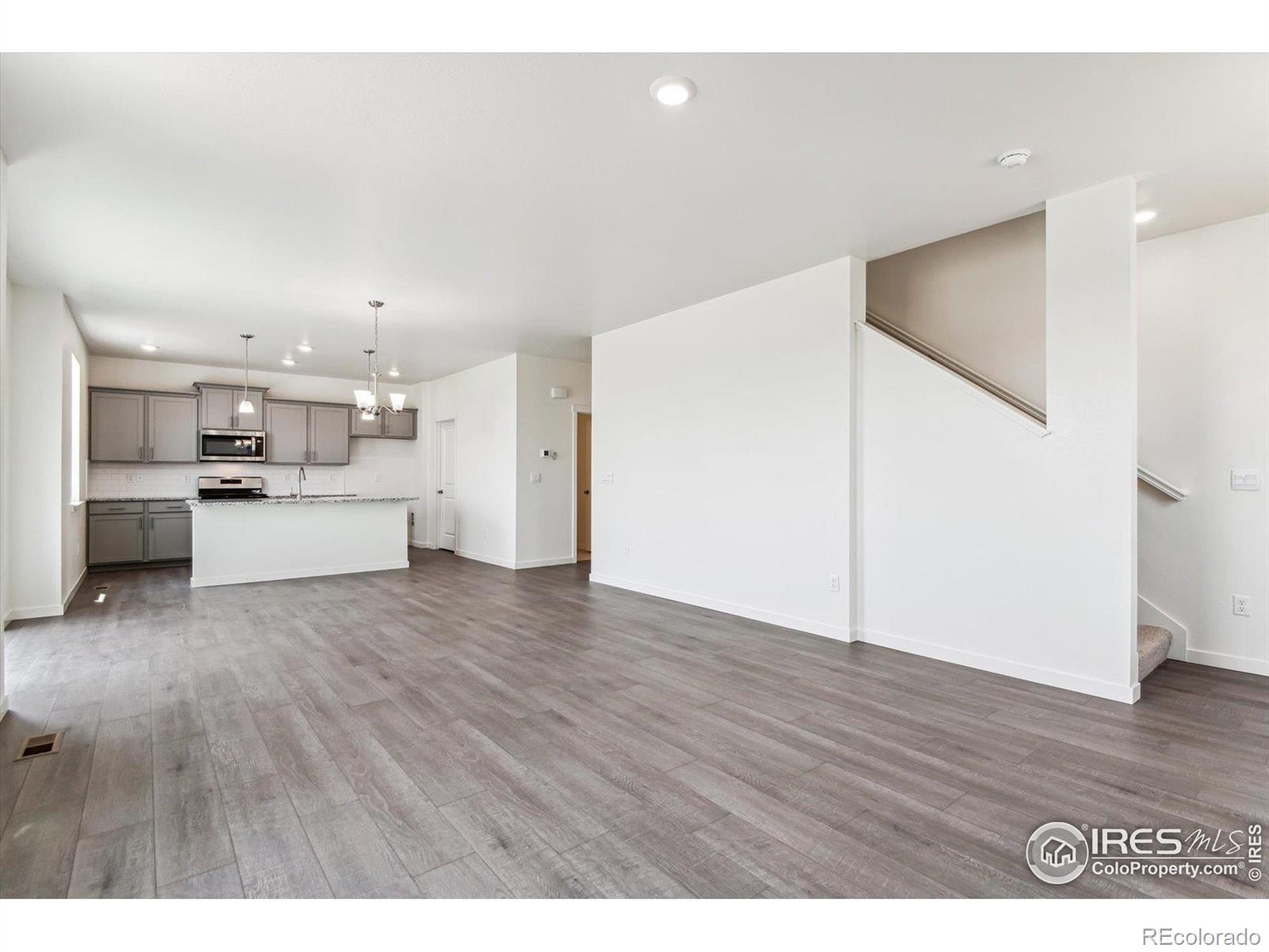 MLS Image #13 for 1038  scotts peak drive,berthoud, Colorado