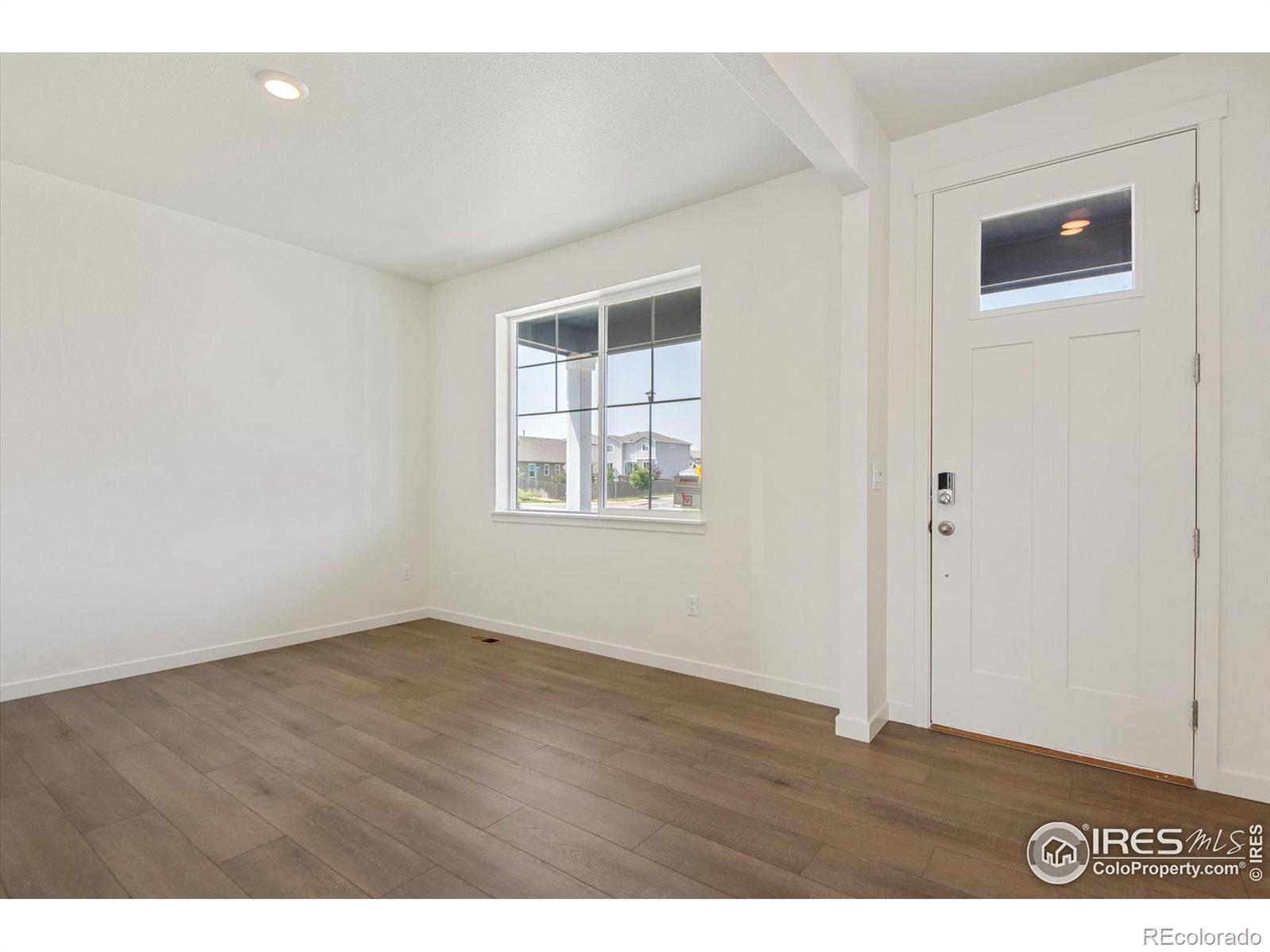 MLS Image #5 for 1038  scotts peak drive,berthoud, Colorado
