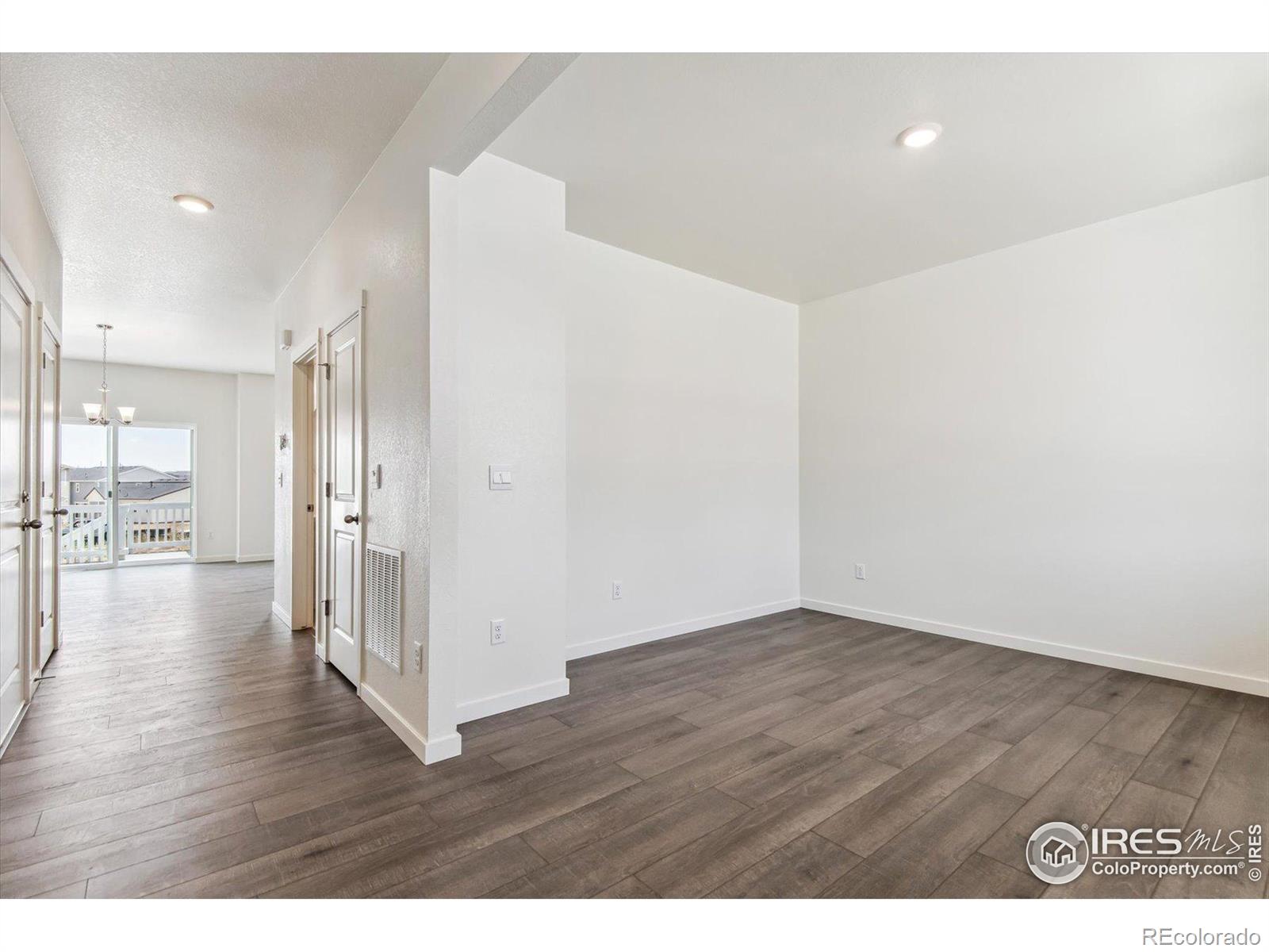 MLS Image #6 for 1038  scotts peak drive,berthoud, Colorado
