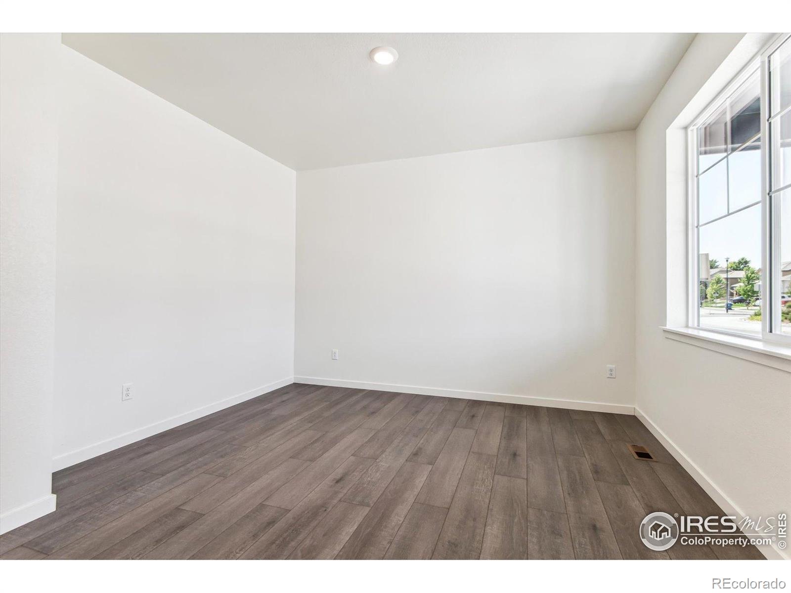 MLS Image #7 for 1038  scotts peak drive,berthoud, Colorado
