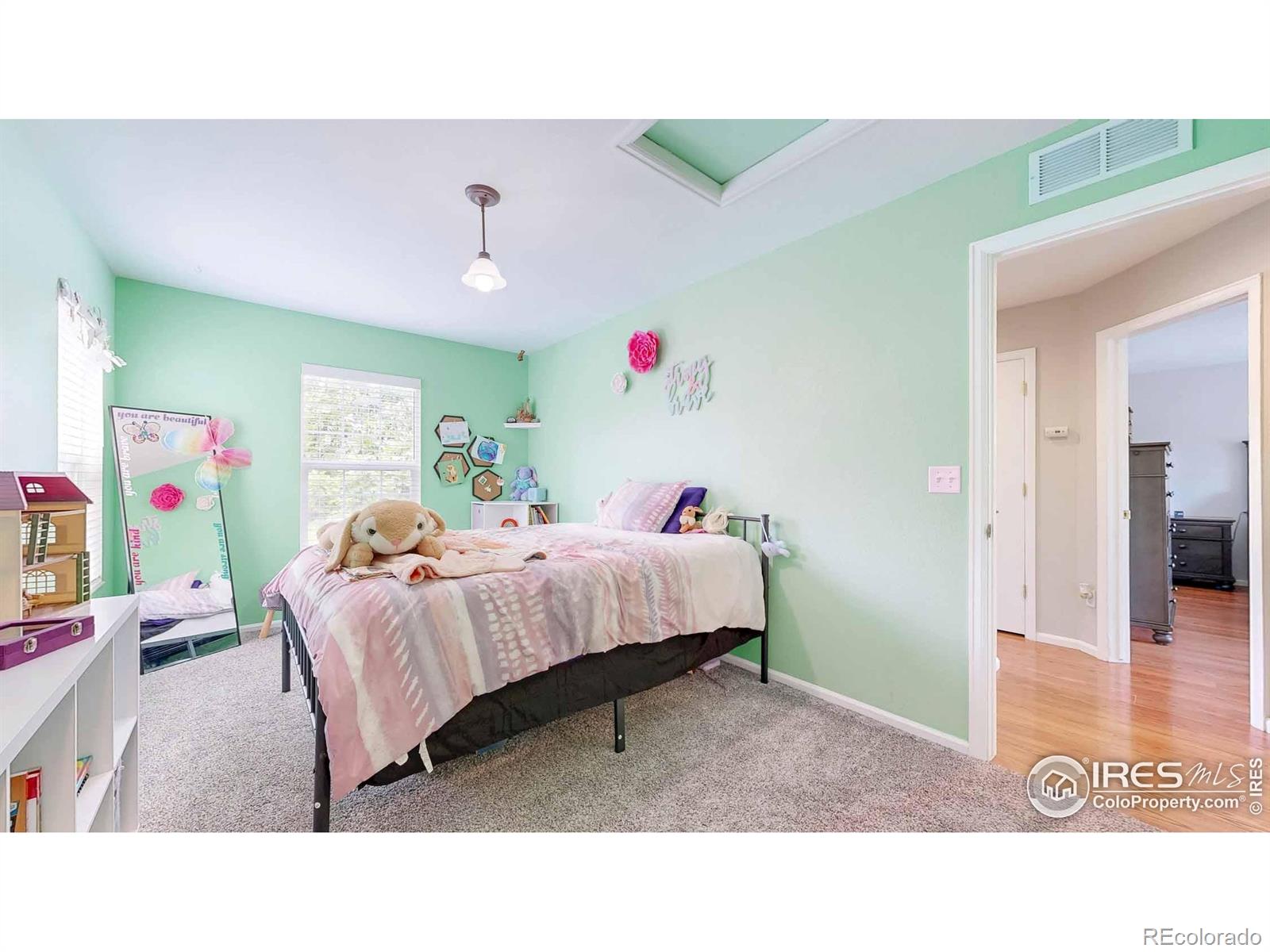 MLS Image #14 for 821  benson lane,fort collins, Colorado