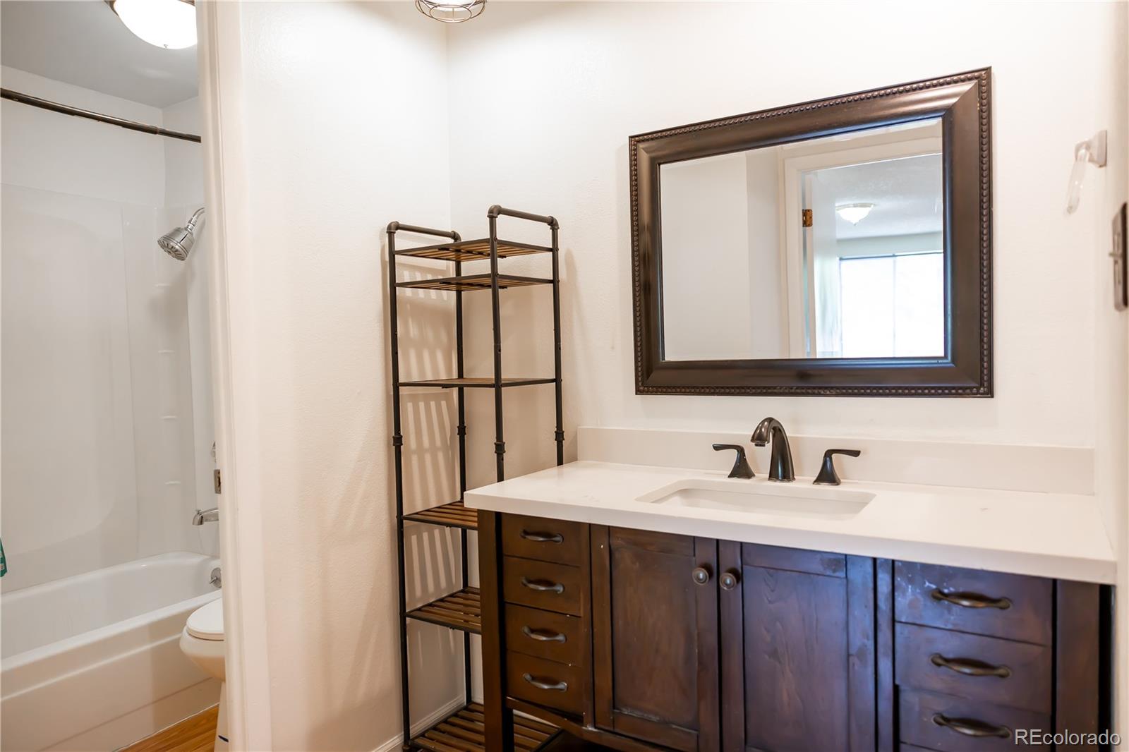 MLS Image #12 for 1302 s parker road,denver, Colorado