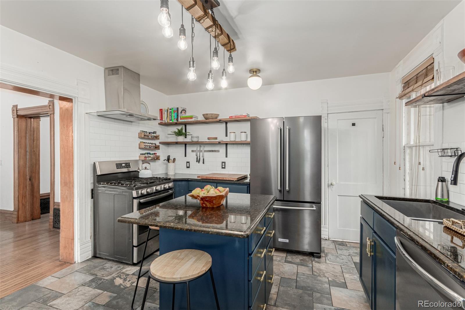 MLS Image #13 for 2719 w 32nd avenue,denver, Colorado