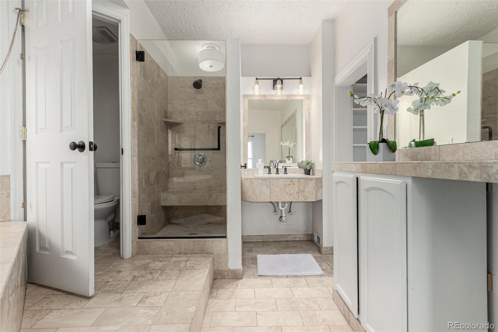 MLS Image #20 for 2719 w 32nd avenue,denver, Colorado