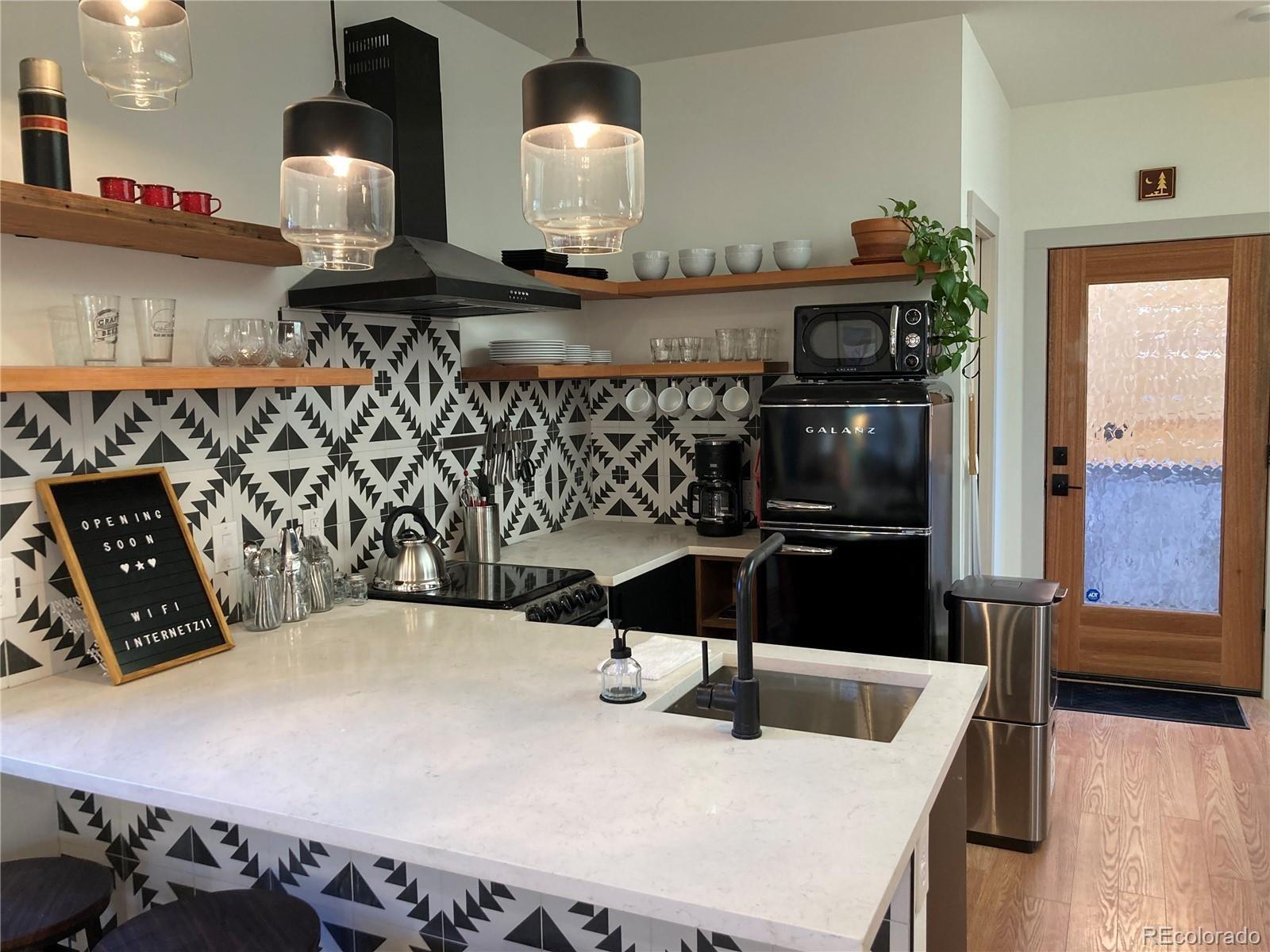 MLS Image #41 for 2719 w 32nd avenue,denver, Colorado