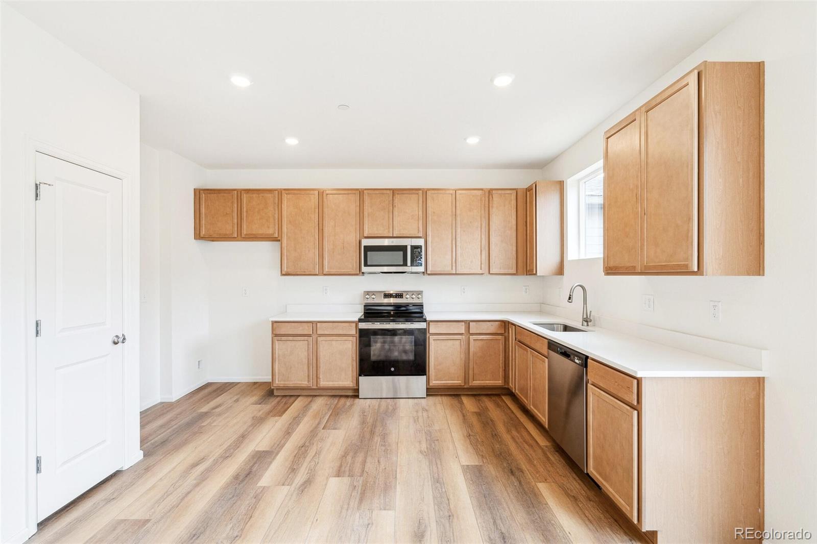 MLS Image #12 for 13402 e 110th way,commerce city, Colorado