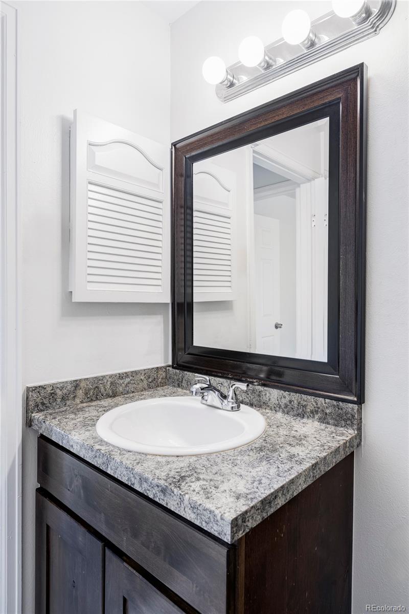 MLS Image #19 for 16634 e louisiana drive,aurora, Colorado