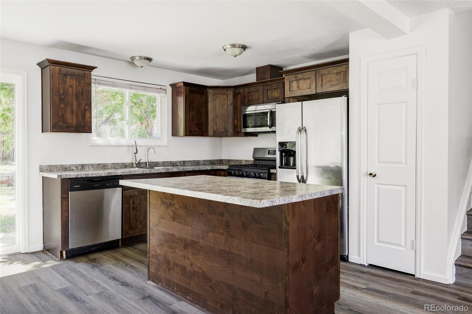 MLS Image #5 for 16634 e louisiana drive,aurora, Colorado