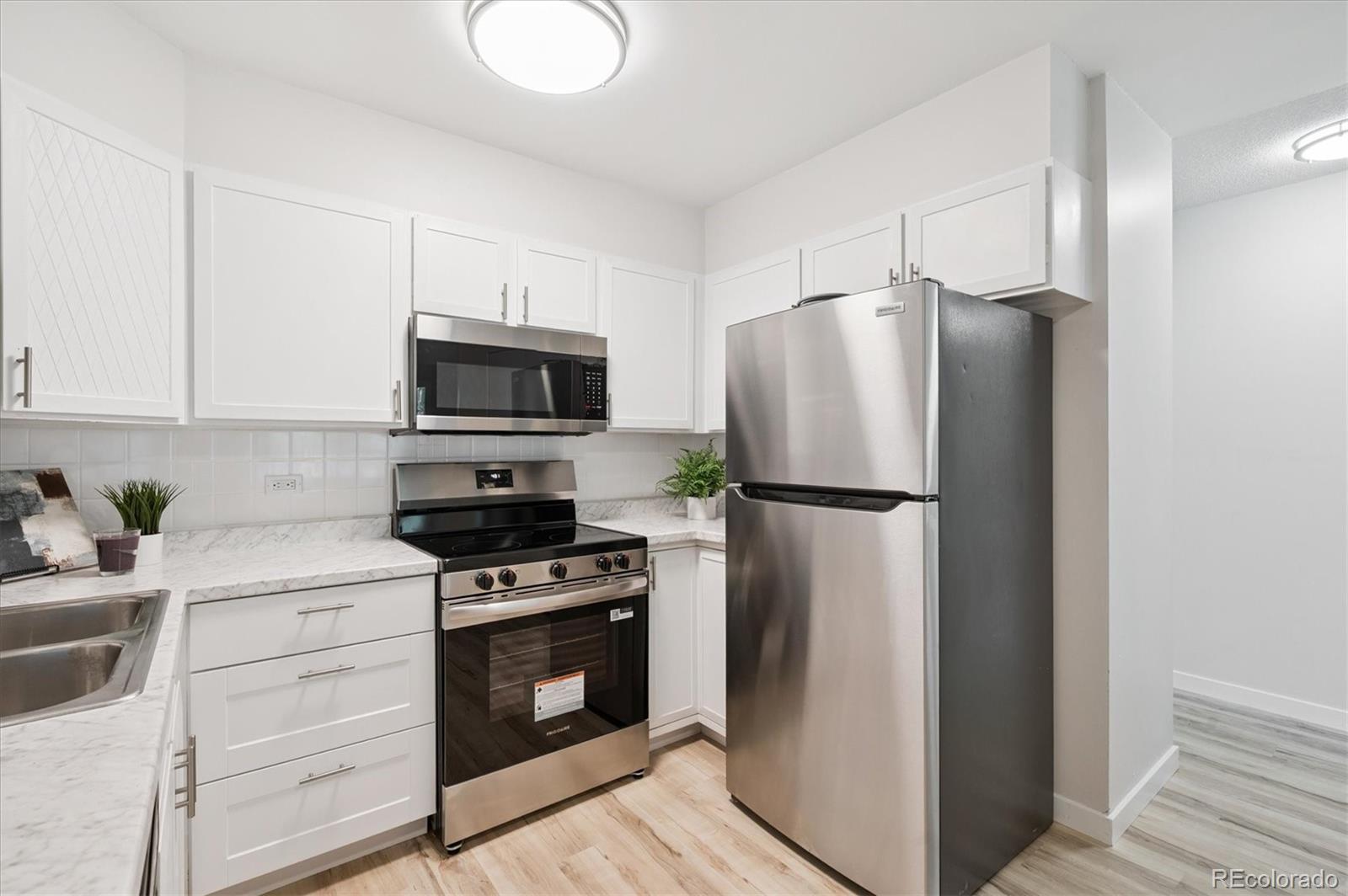 MLS Image #2 for 660 s alton way,denver, Colorado