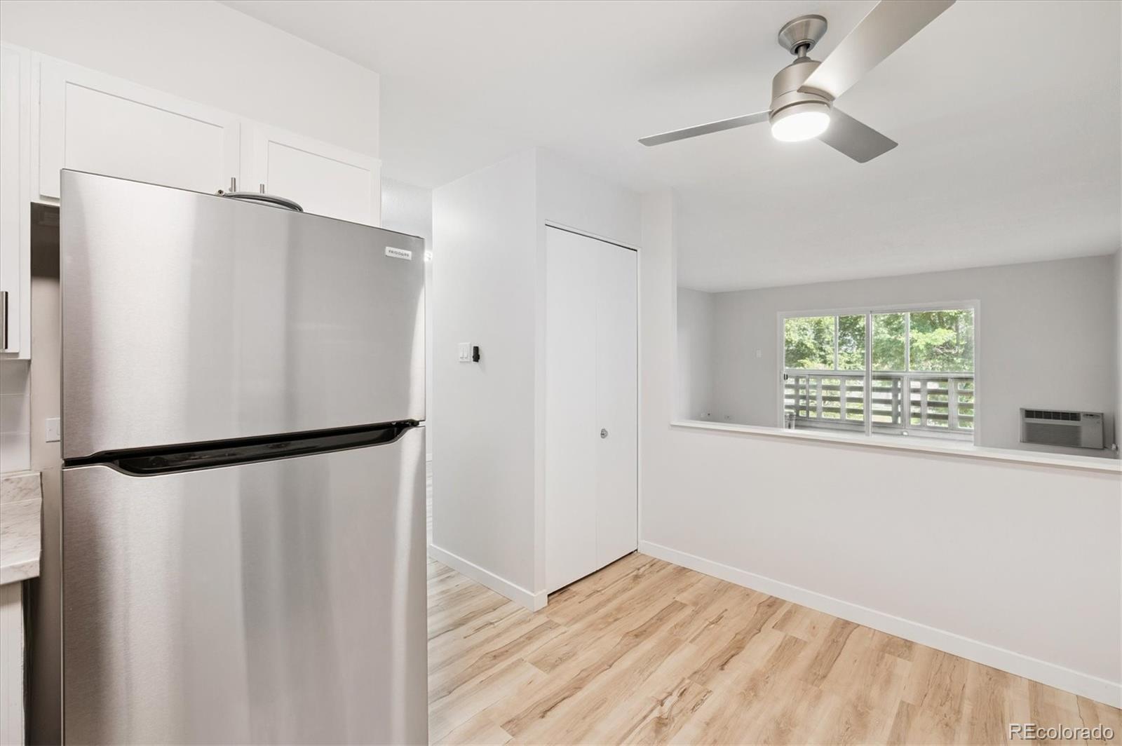 MLS Image #4 for 660 s alton way,denver, Colorado