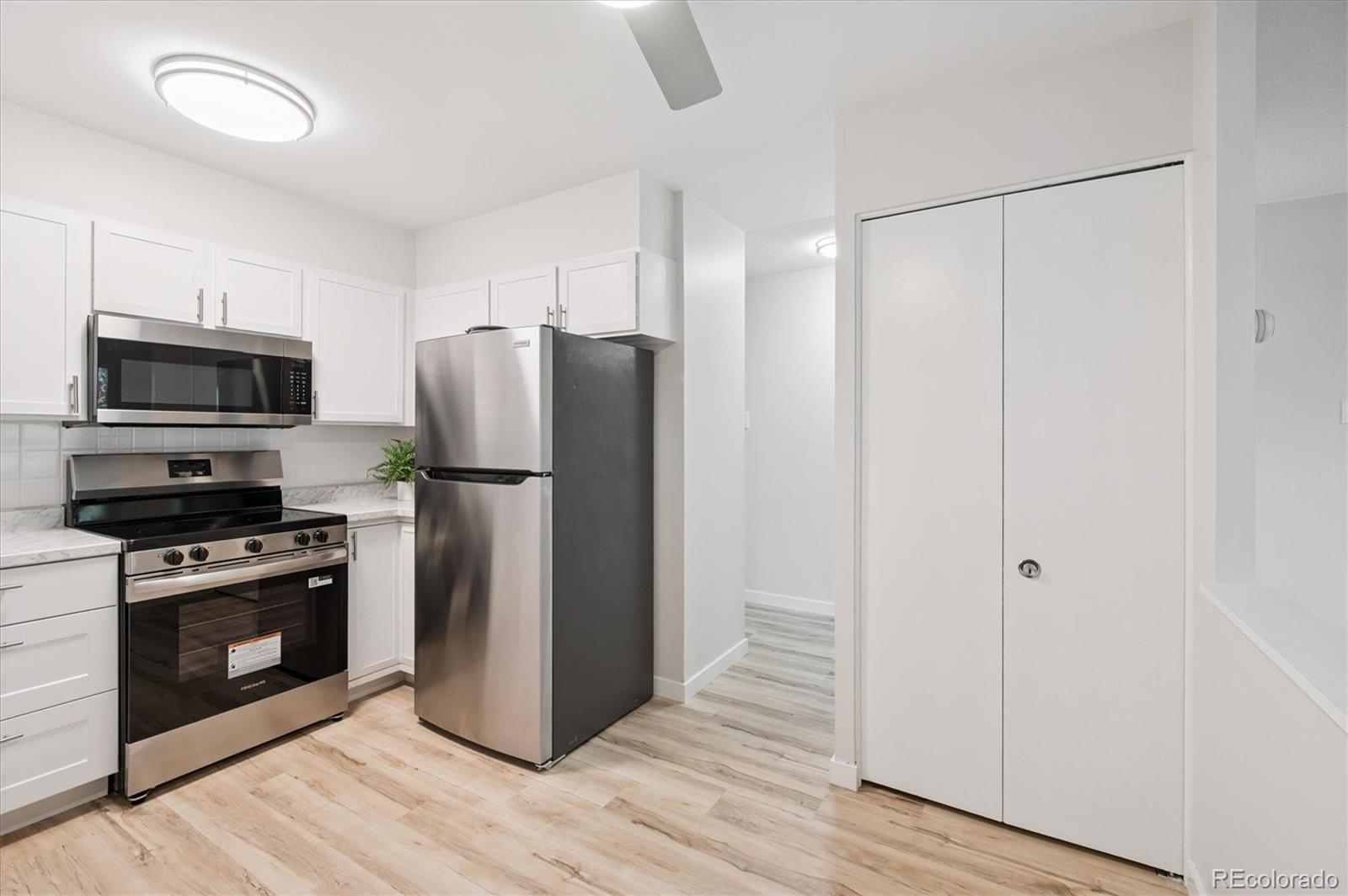 MLS Image #5 for 660 s alton way,denver, Colorado