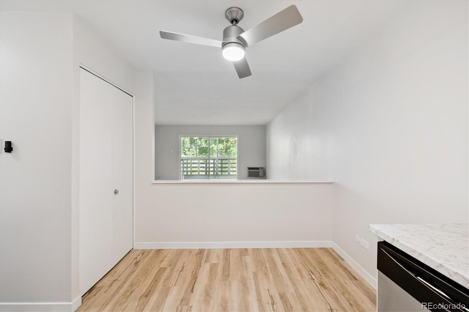 MLS Image #7 for 660 s alton way,denver, Colorado